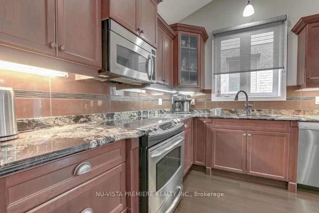 #18 - 1630 Shore Road Property Photo 6