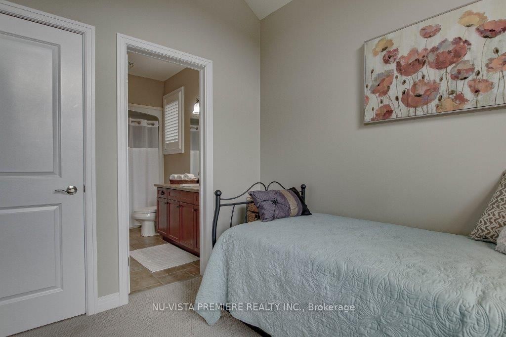 #18 - 1630 Shore Road Property Photo 23