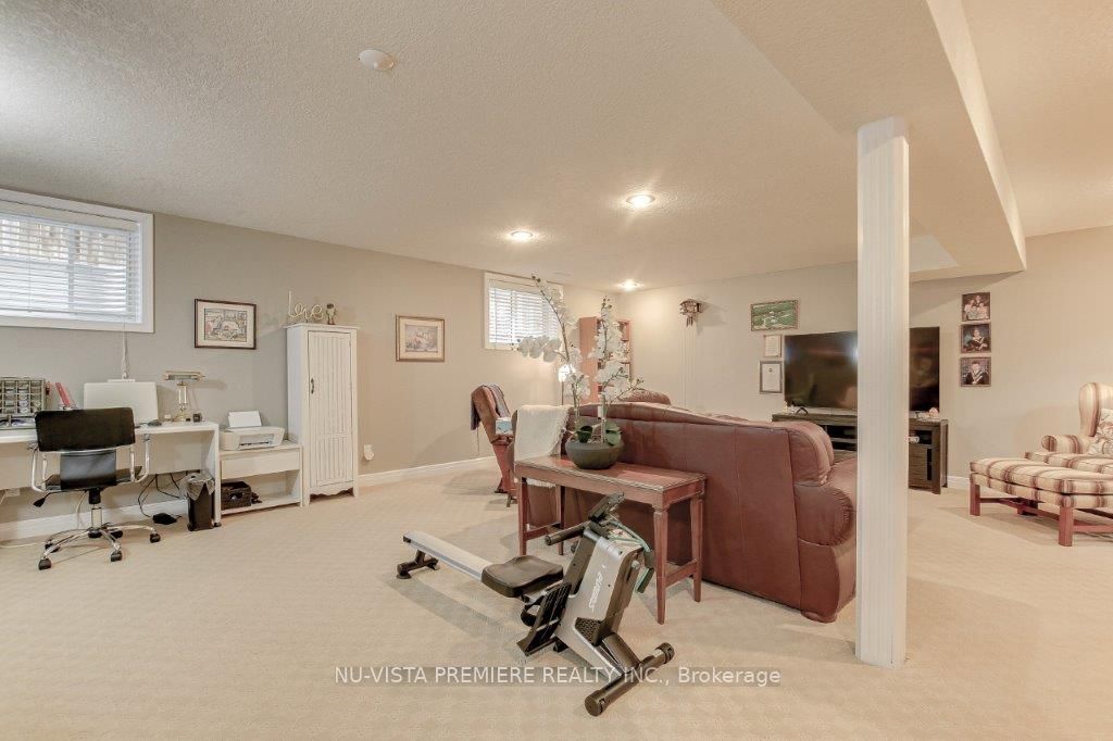 #18 - 1630 Shore Road Property Photo 28