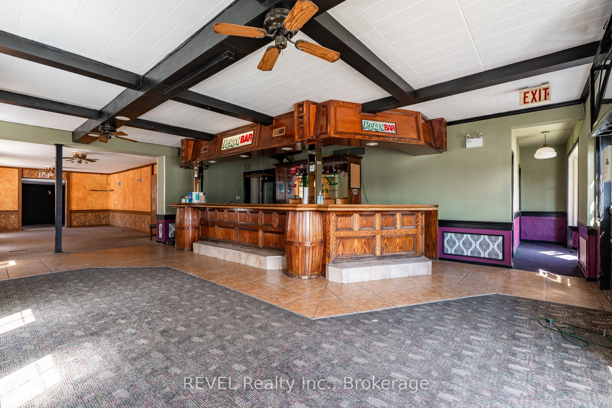 131 Niagara Street Property Photo 23