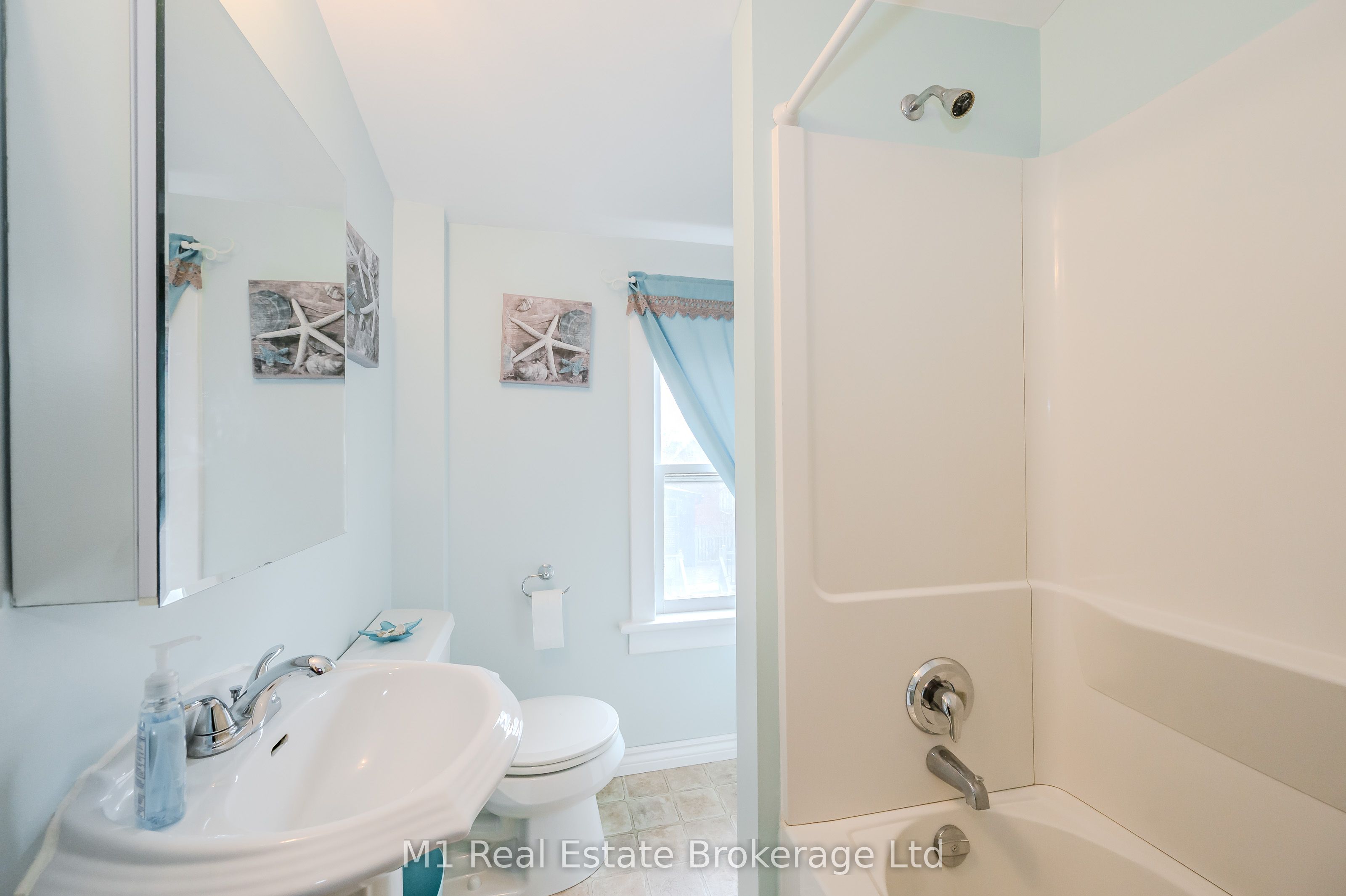 33 Verney Street Property Photo 32