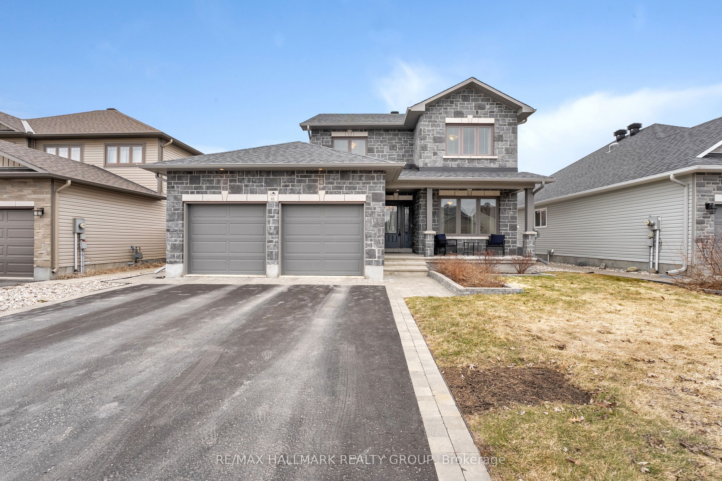 611 Laroque Street Property Photo