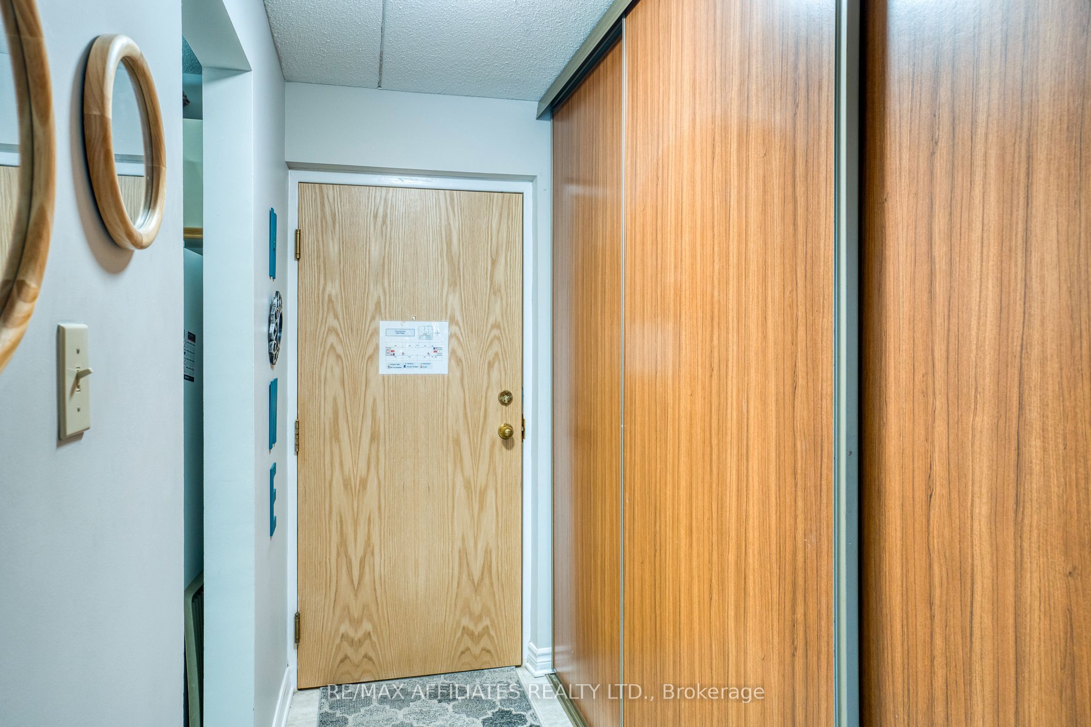 206 Woodward Street 307 Property Photo 8