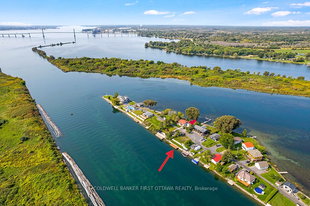 38 Tuttle Point Road Property Photo