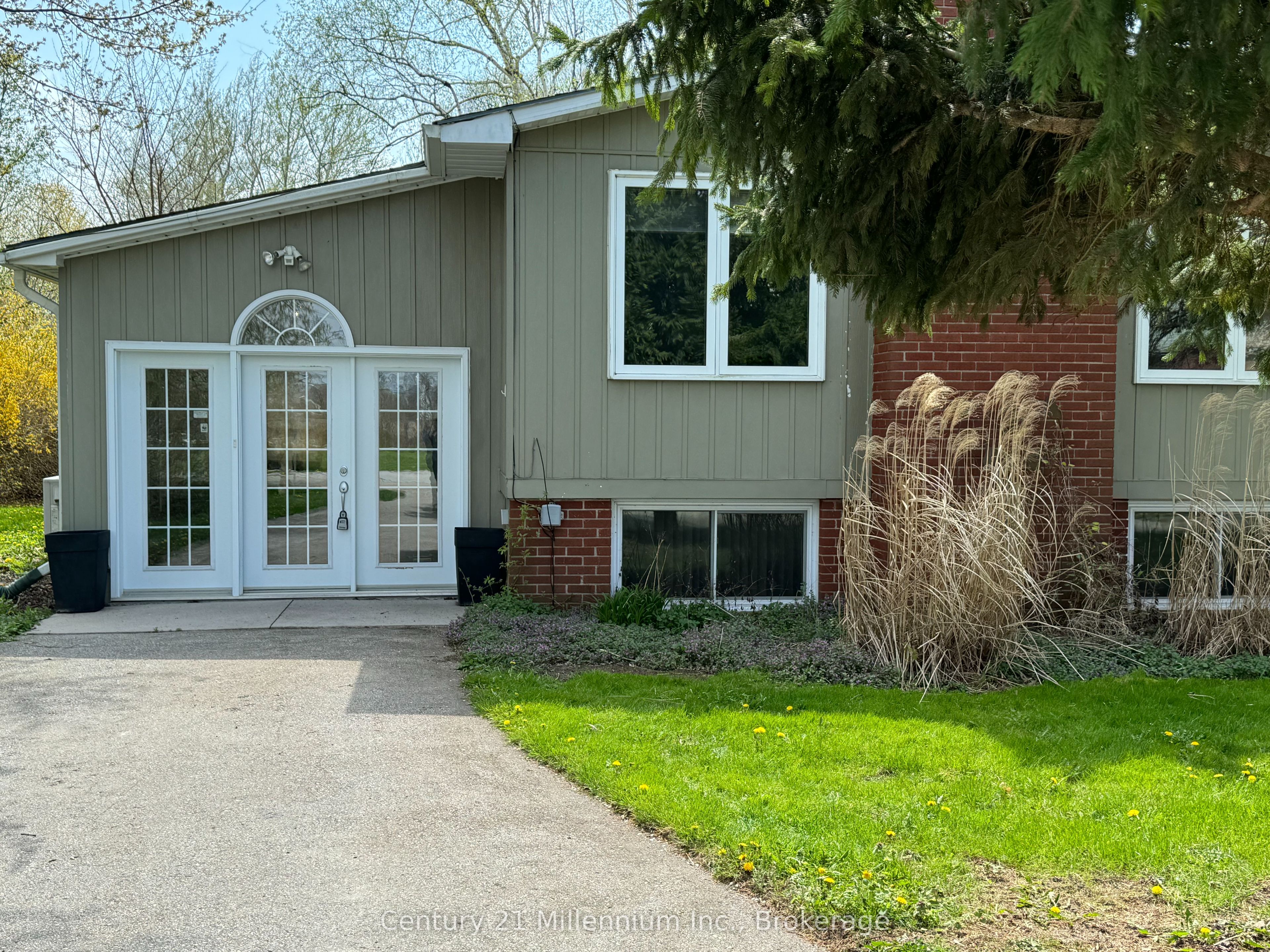 72234 Lakeshore Drive Property Photo 1