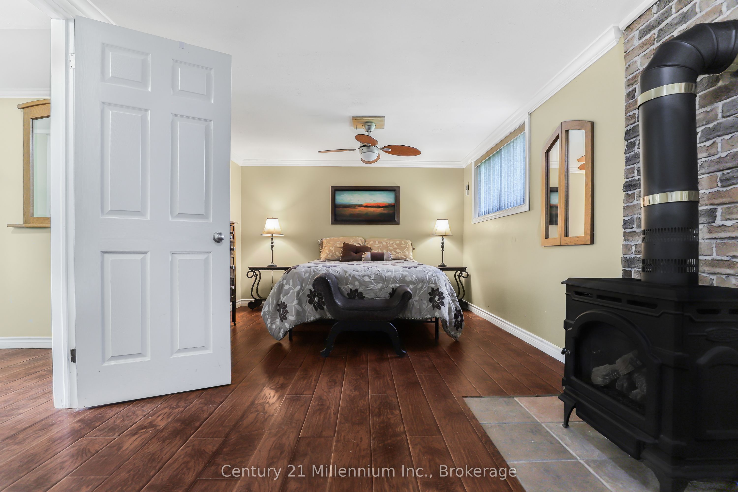 72234 Lakeshore Drive Property Photo 11