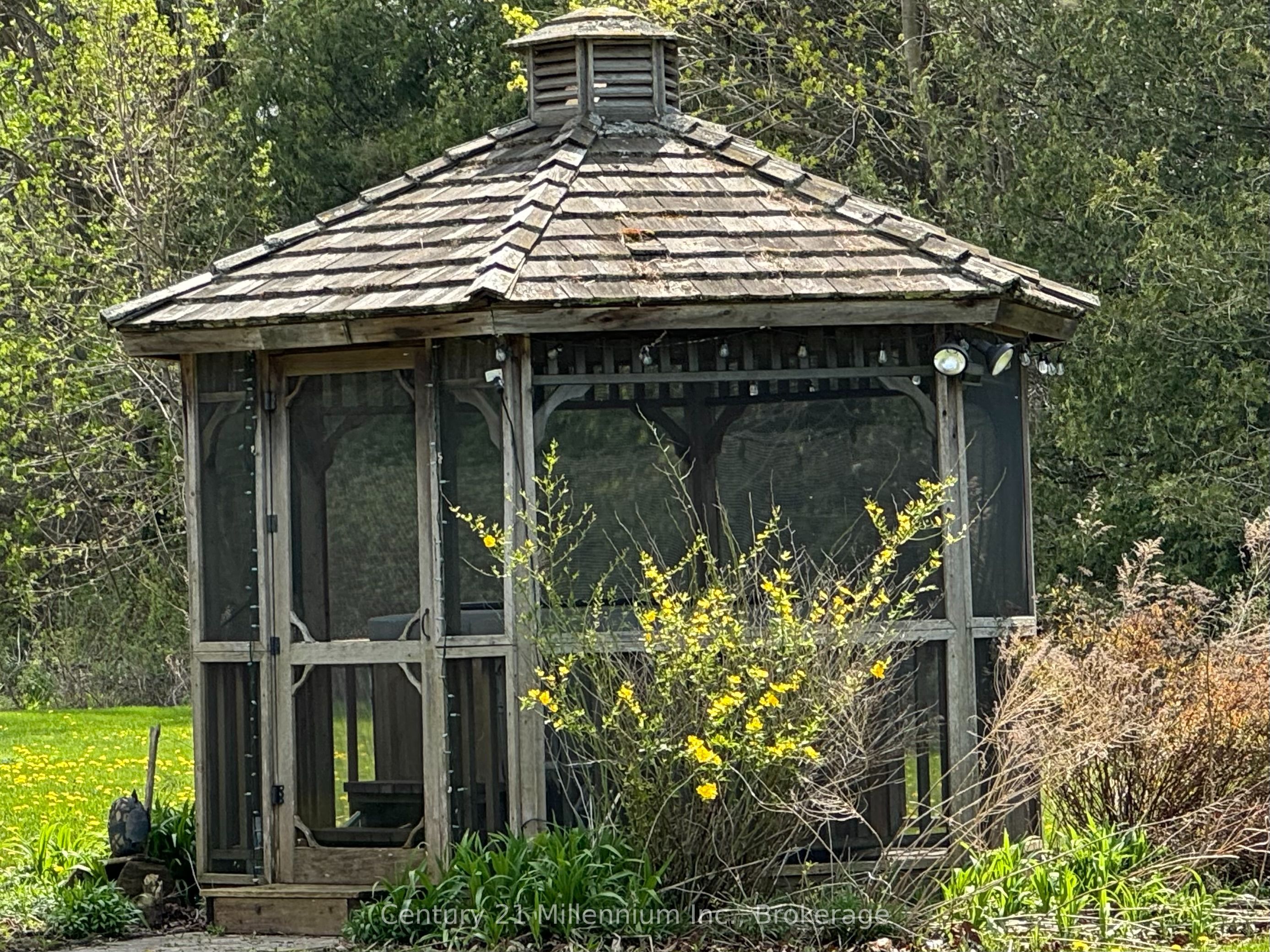 72234 Lakeshore Drive Property Photo 15