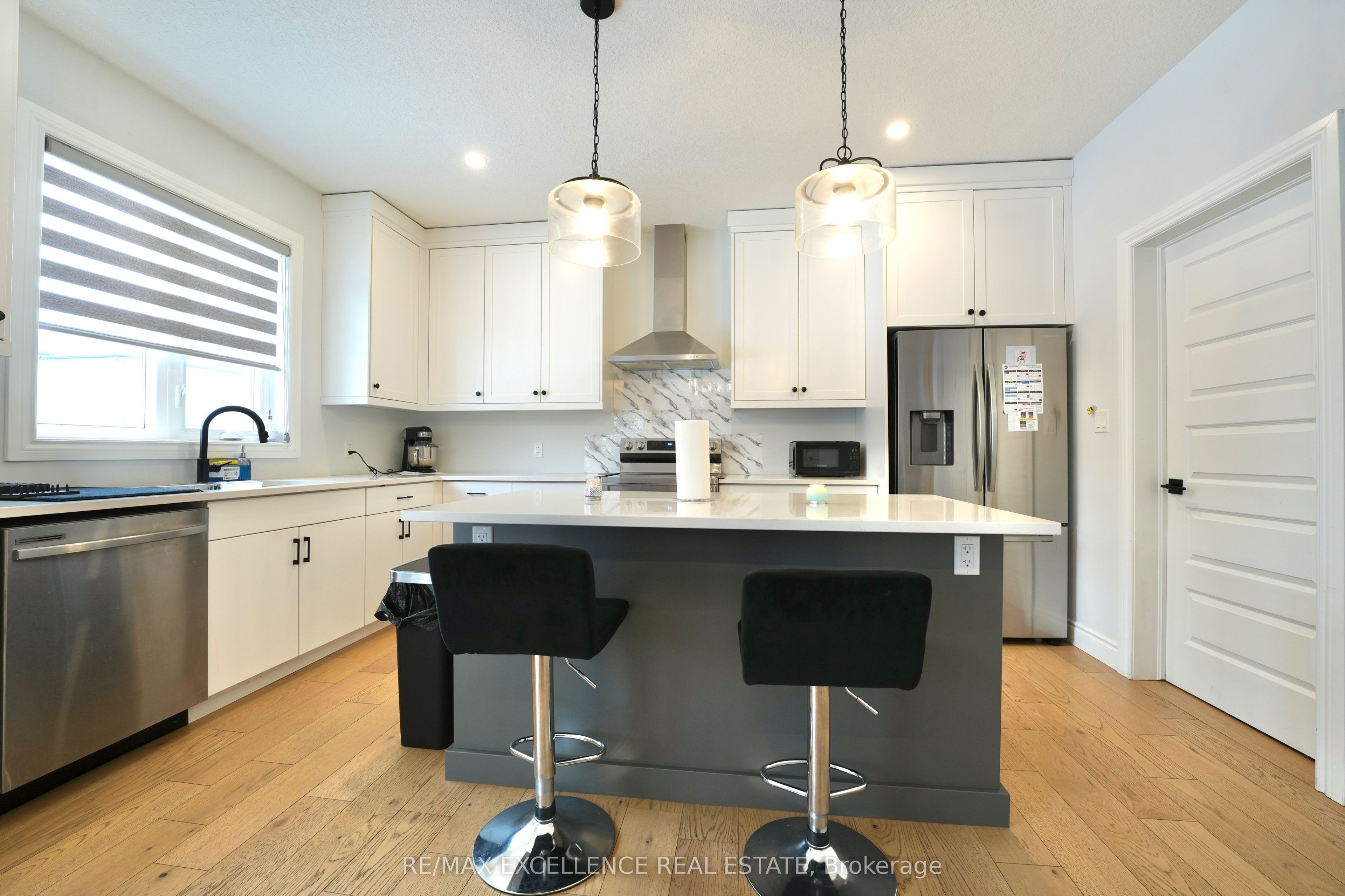 90 Wayside Lane Property Photo 3