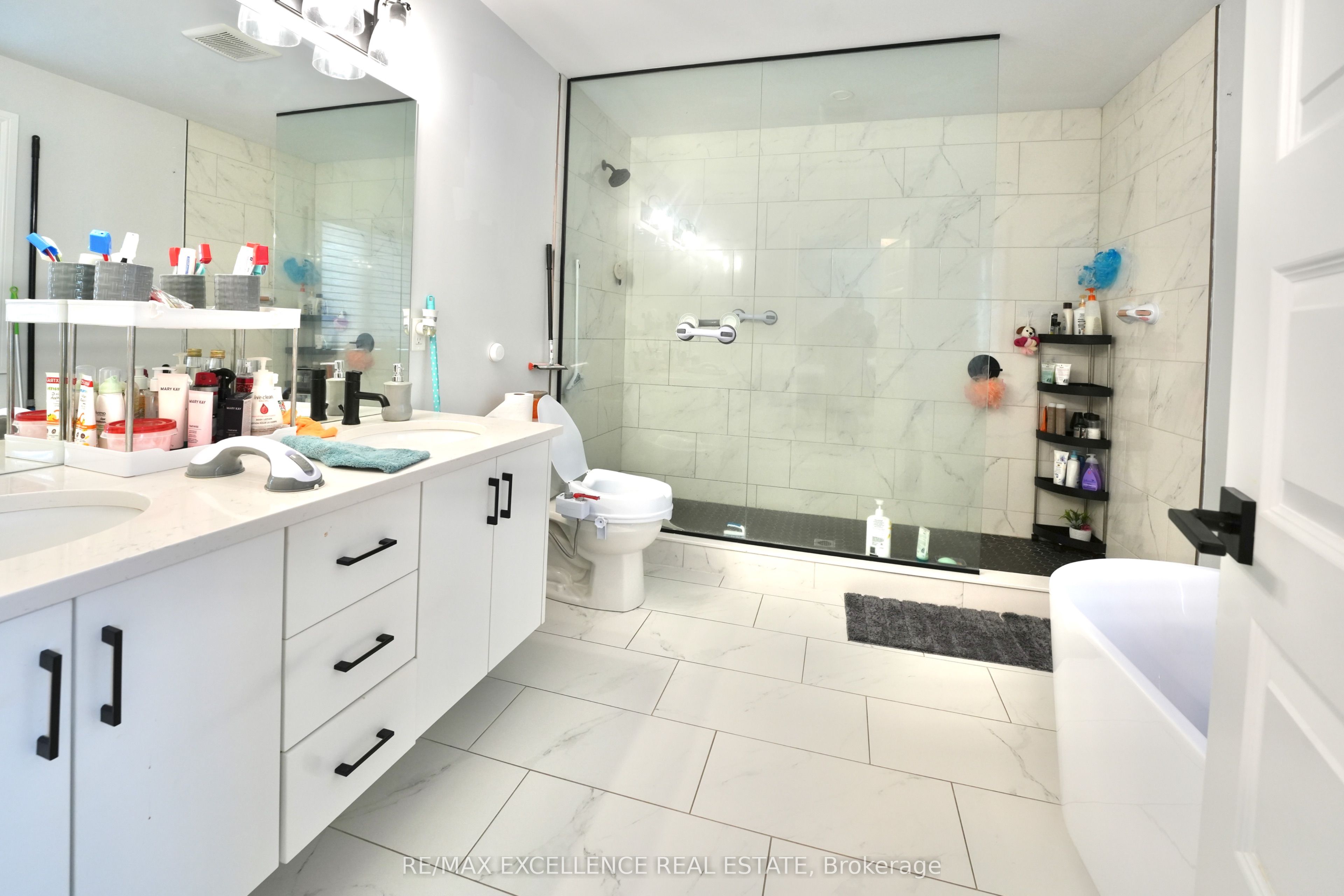 90 Wayside Lane Property Photo 15