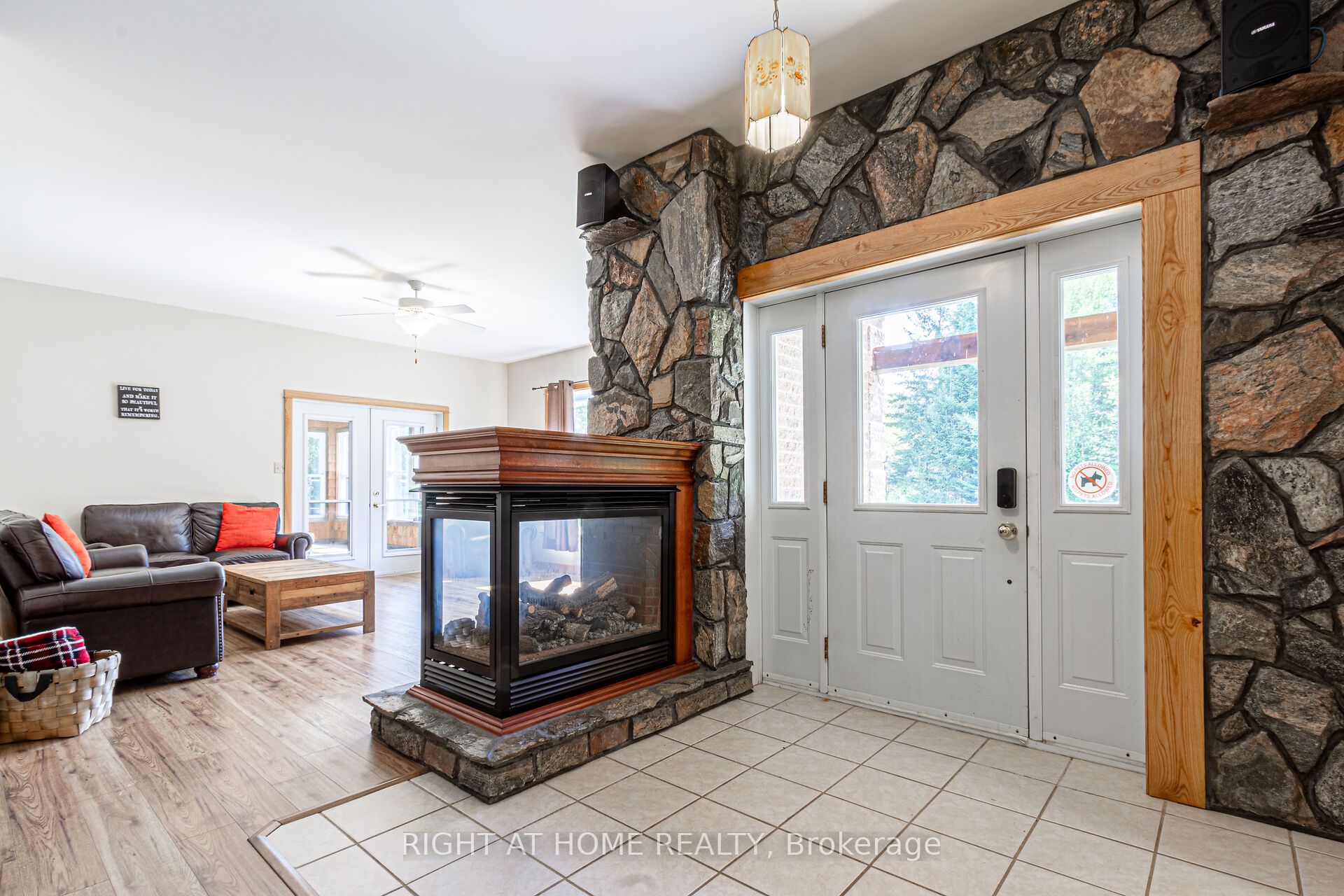 146 Oke Drive Property Photo 3