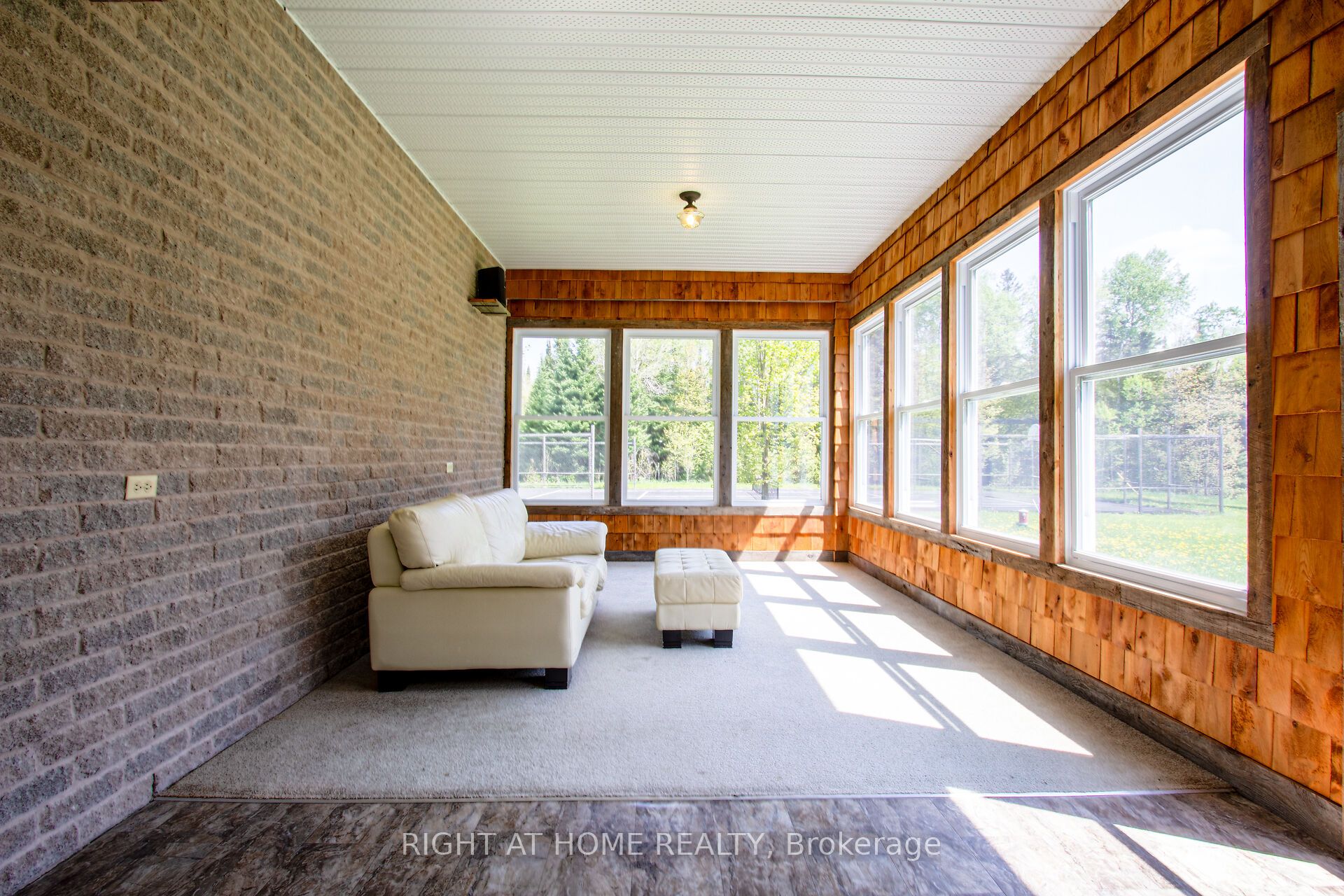 146 Oke Drive Property Photo 7