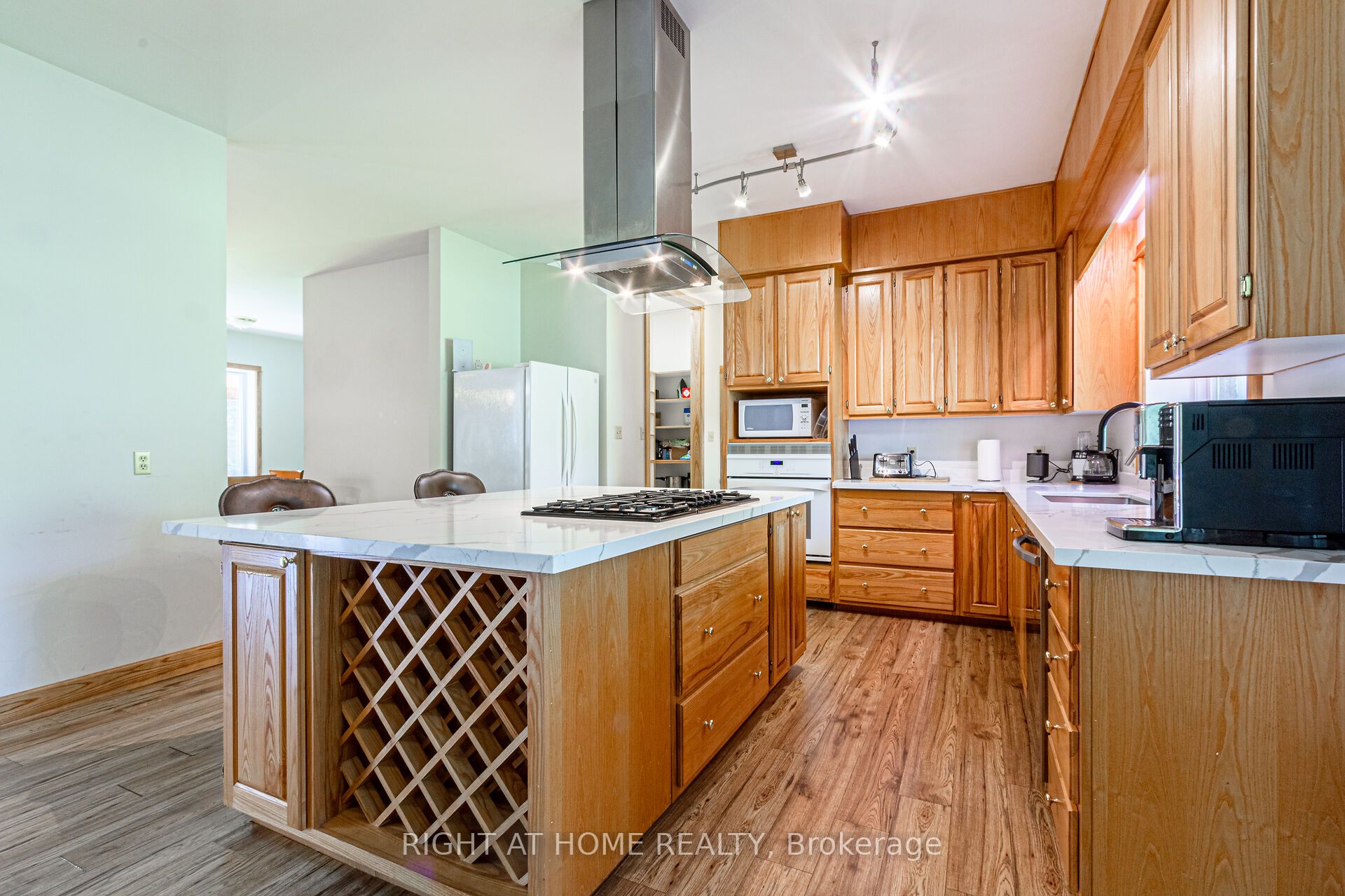 146 Oke Drive Property Photo 11