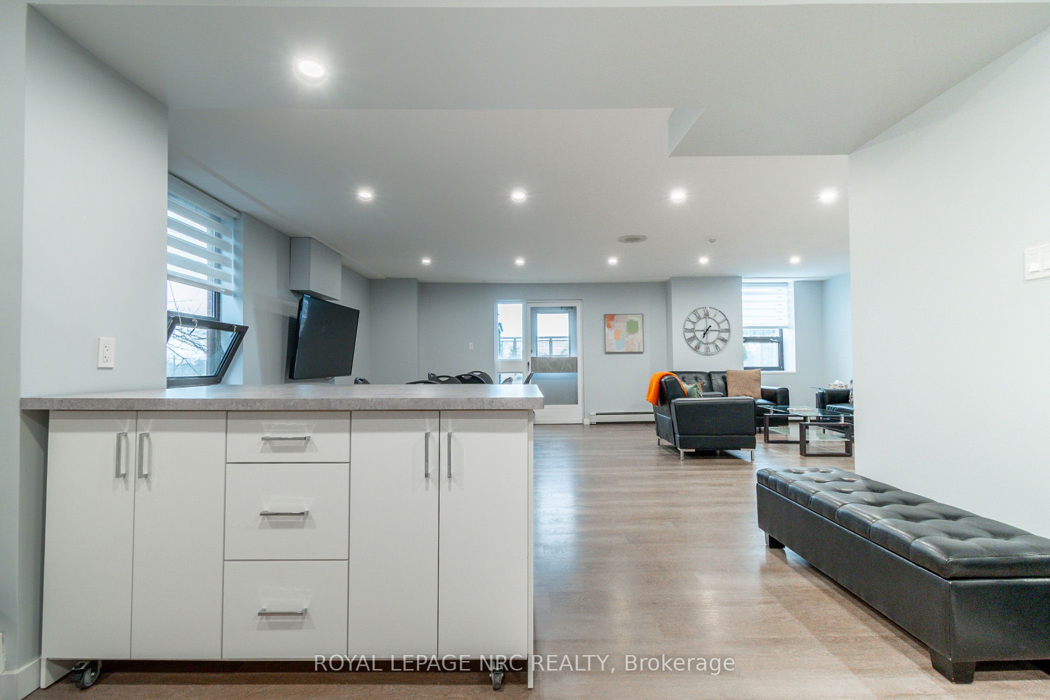 141 Church Street 1104 Property Photo 32