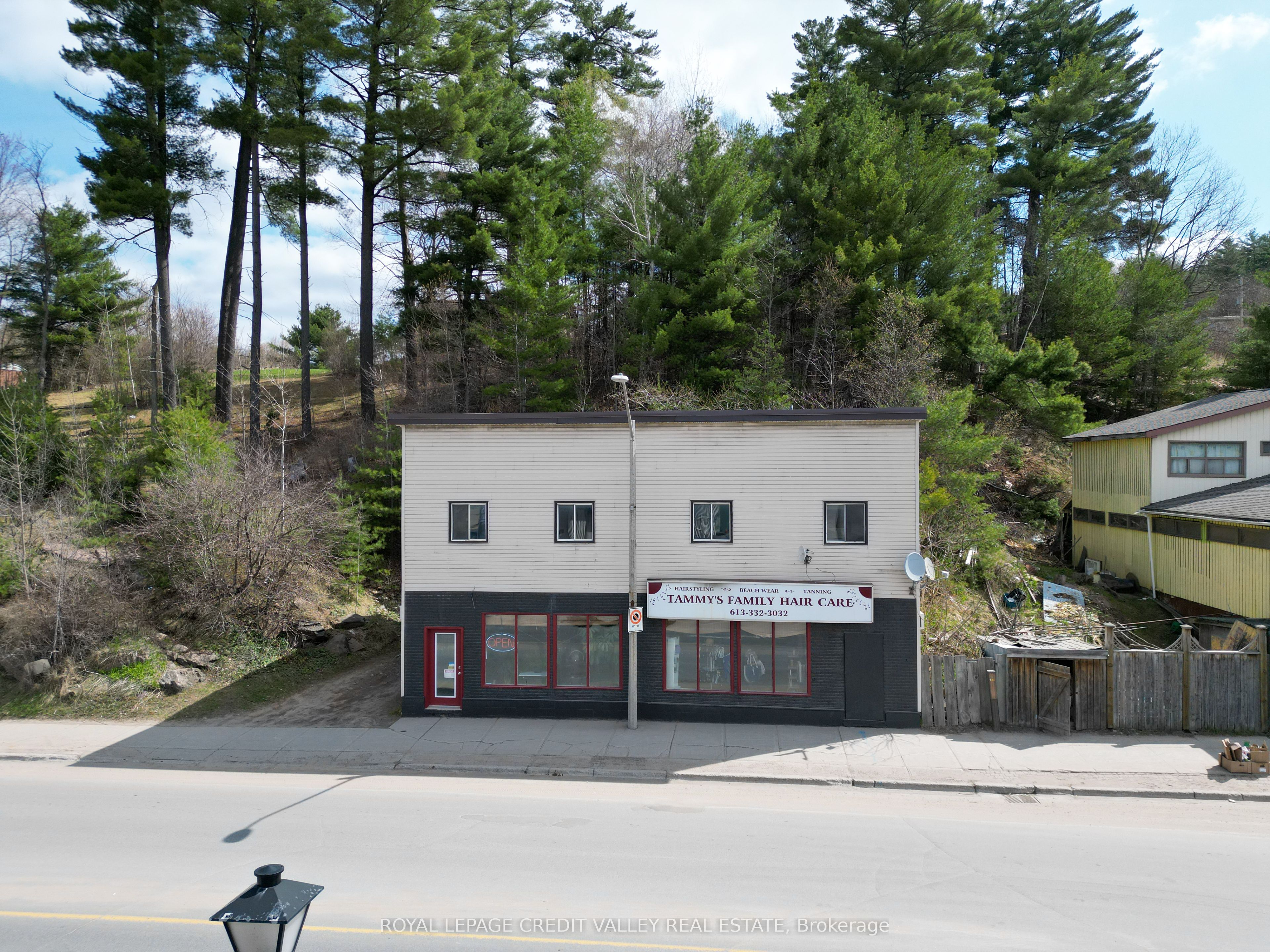 105 Hastings Street N Property Photo 1