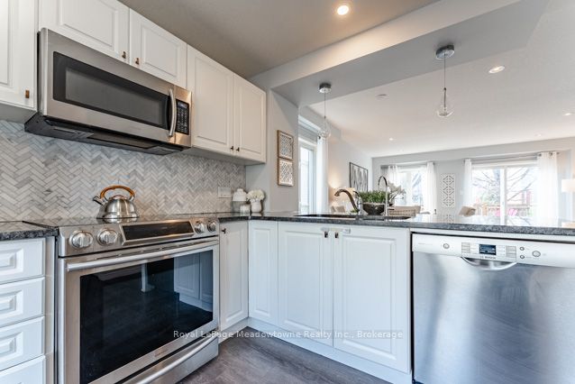 350 Dundas Street S 42 Property Photo 6