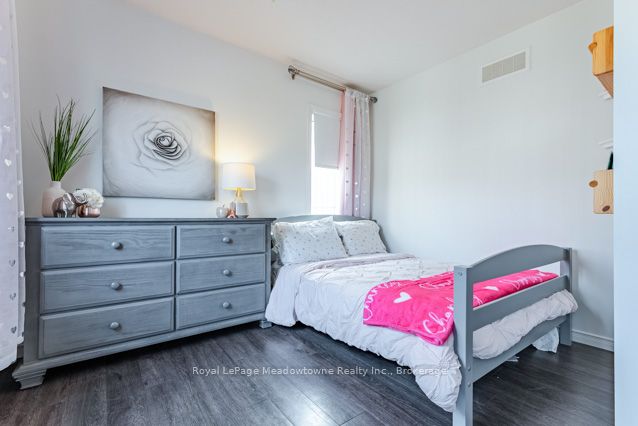 350 Dundas Street S 42 Property Photo 16