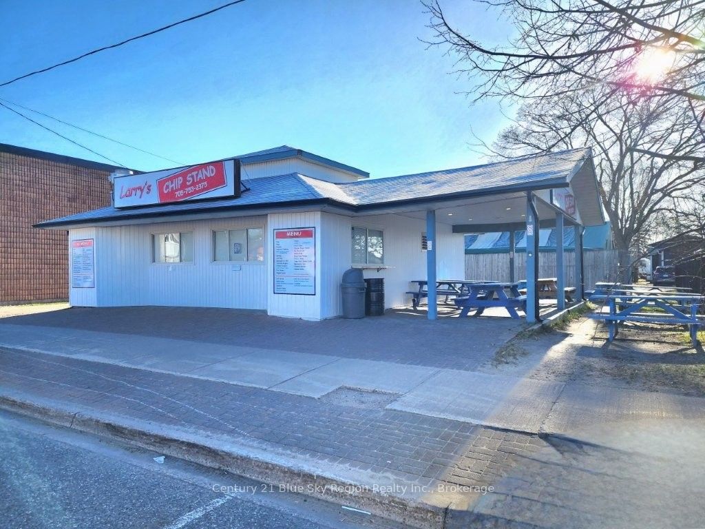 230 Main Street Property Photo