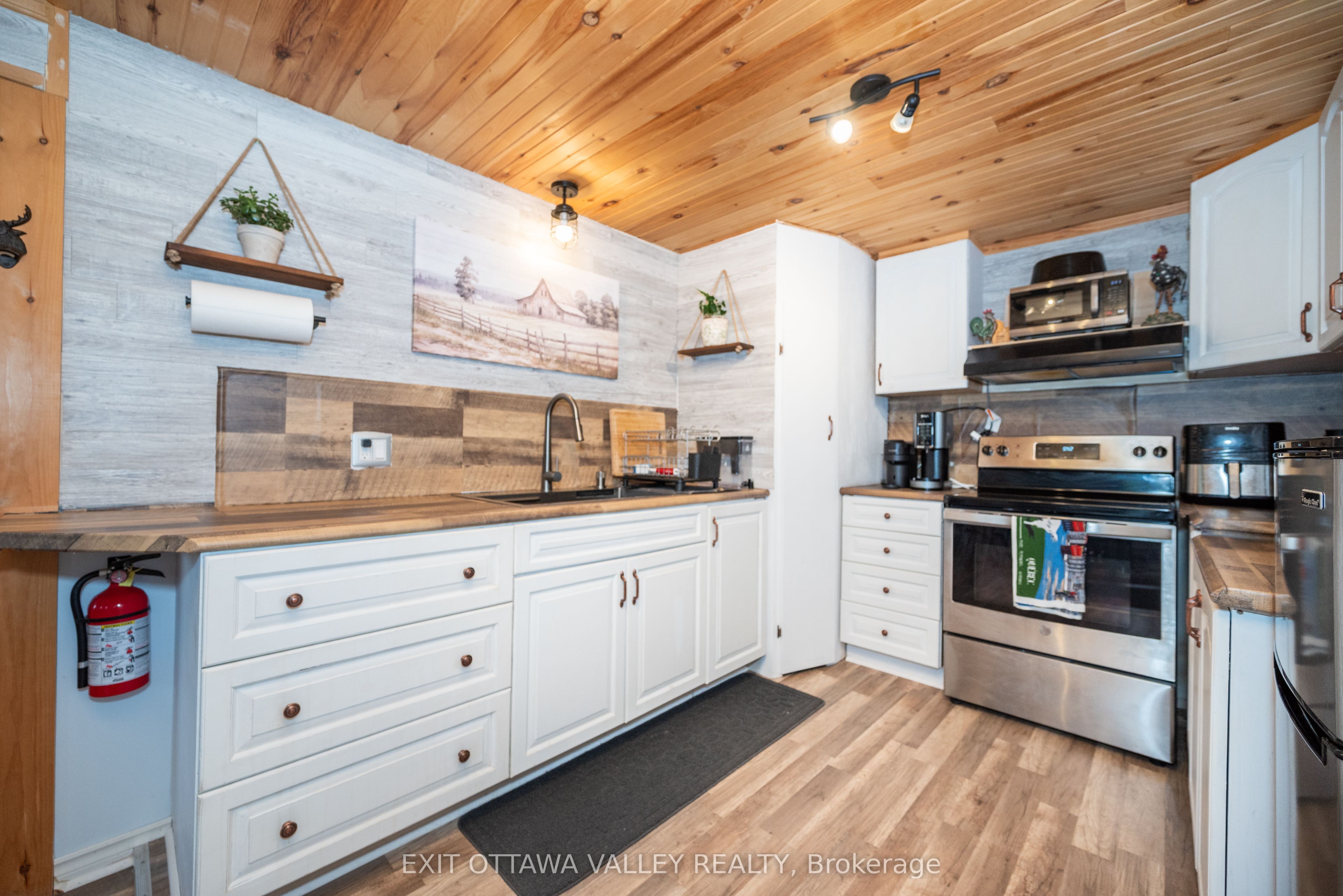 1244 Fourth Chute Road Property Photo 13
