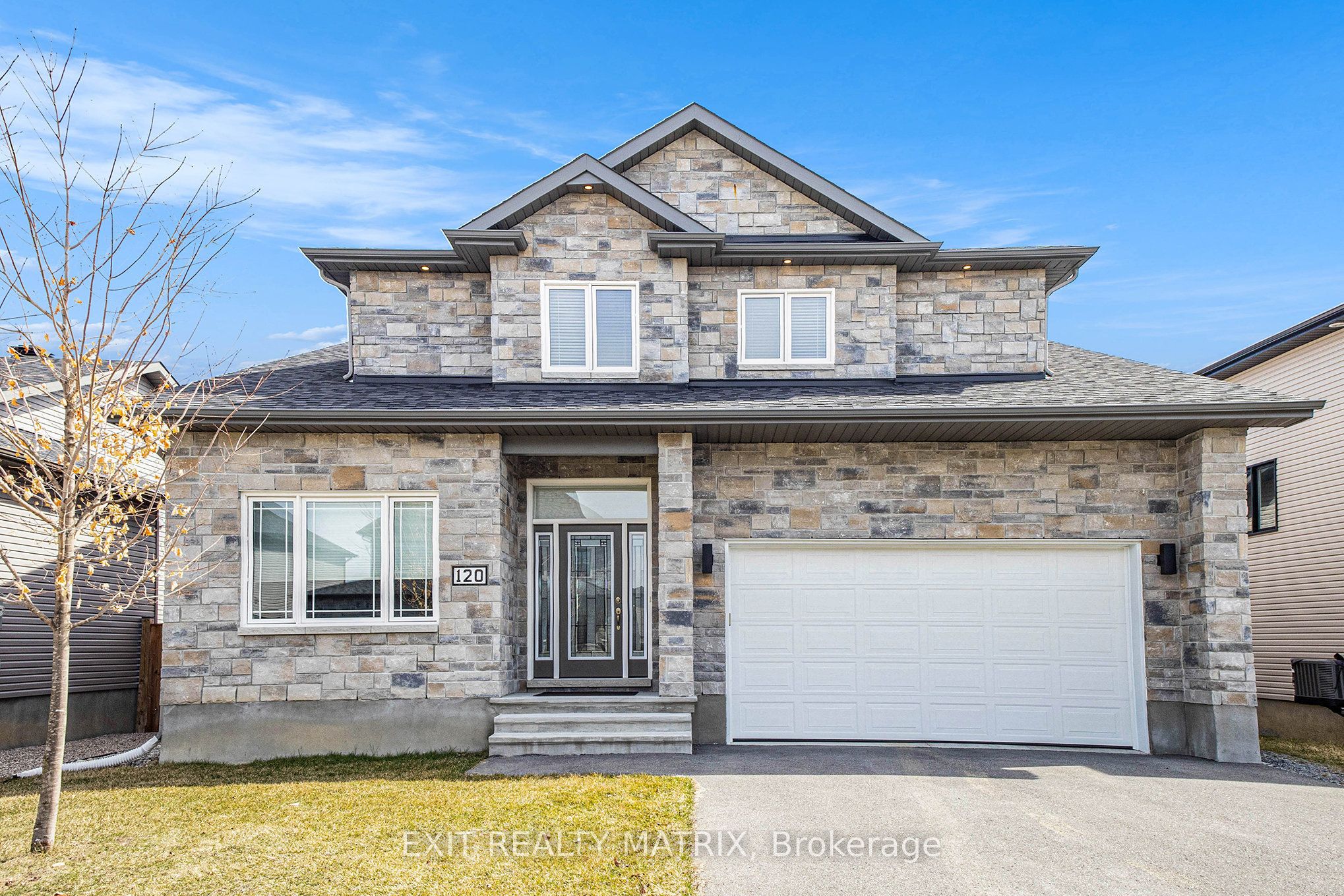120 Lyon Street Property Photo