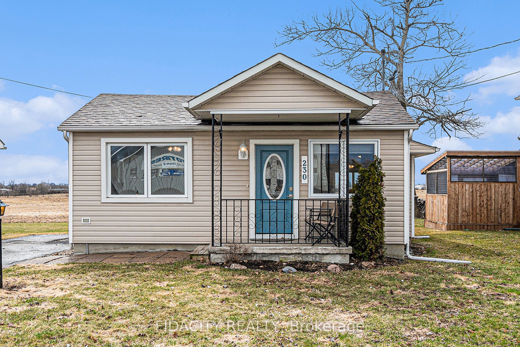 230 Main Street Property Photo
