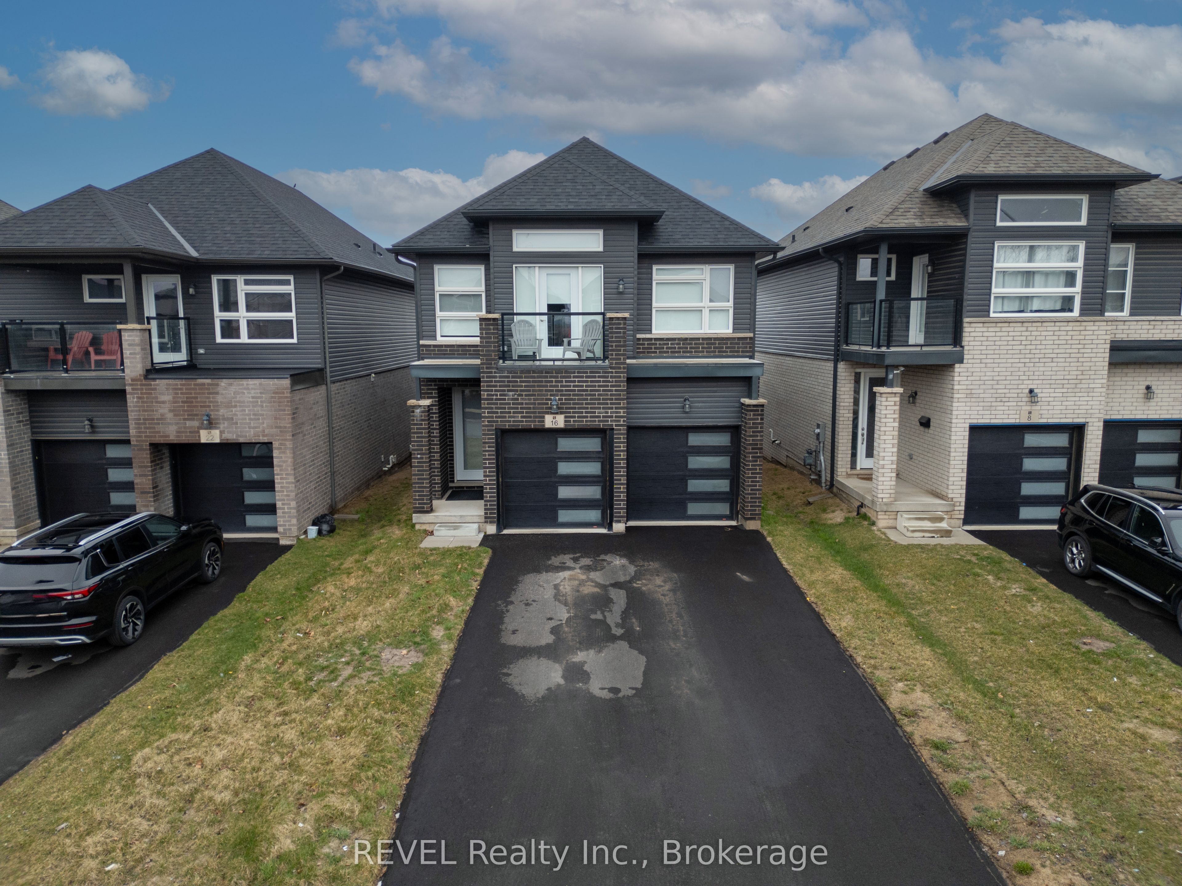 16 Mclaughlin Street Property Photo 1