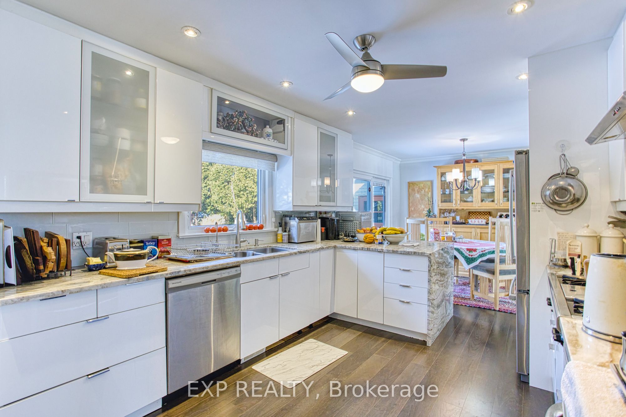 14 George Street Property Photo 9