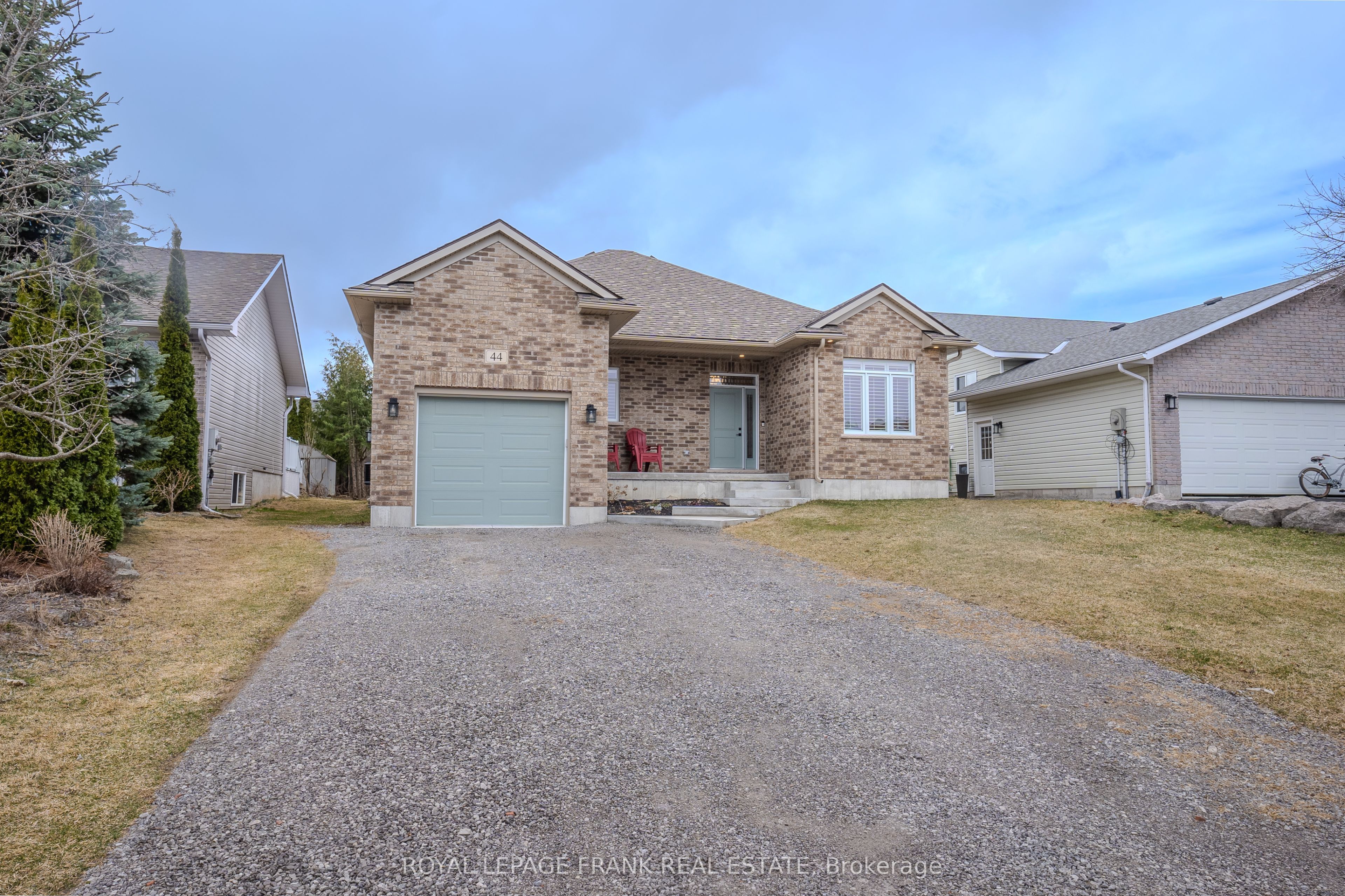 44 Birch Crescent Property Photo