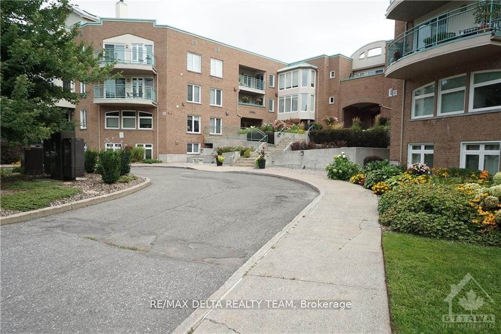 #302a - 62 Donald Street Property Photo