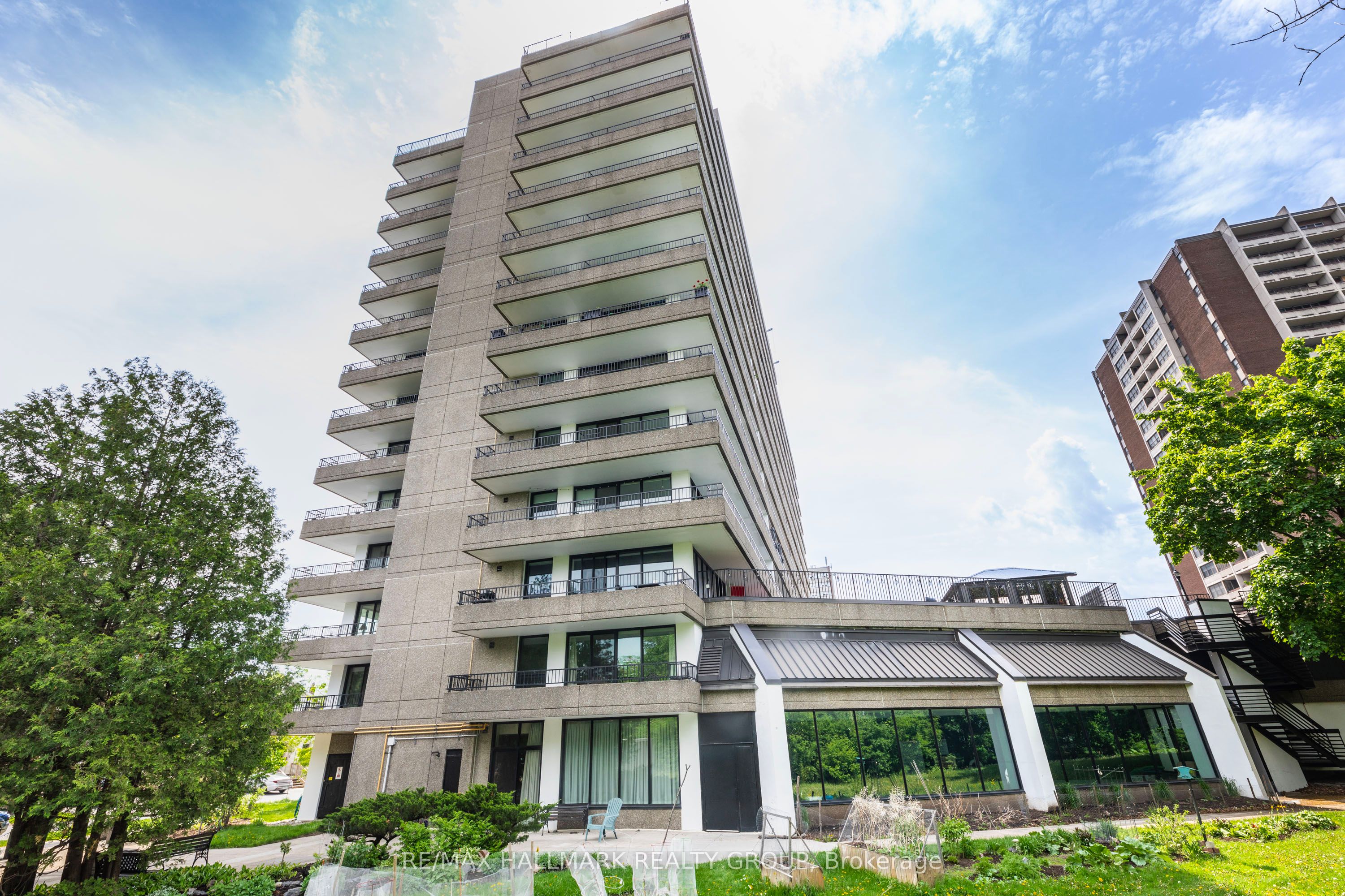 #905 - 370 Dominion Avenue Property Photo 1