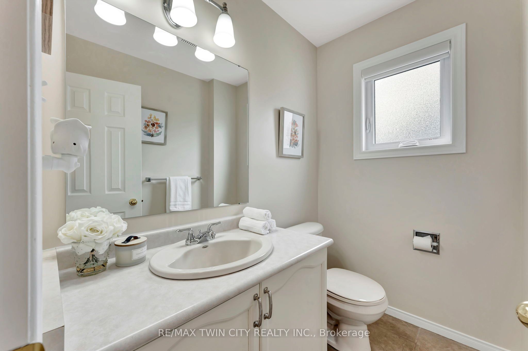 14 Broom Street Property Photo 15