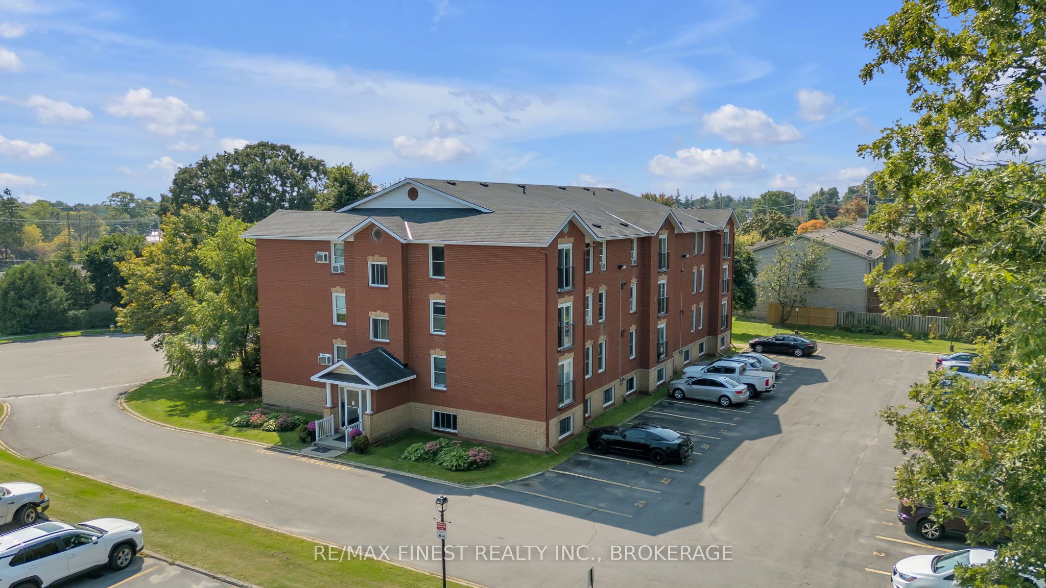 #403 - 540 Talbot Place Property Photo