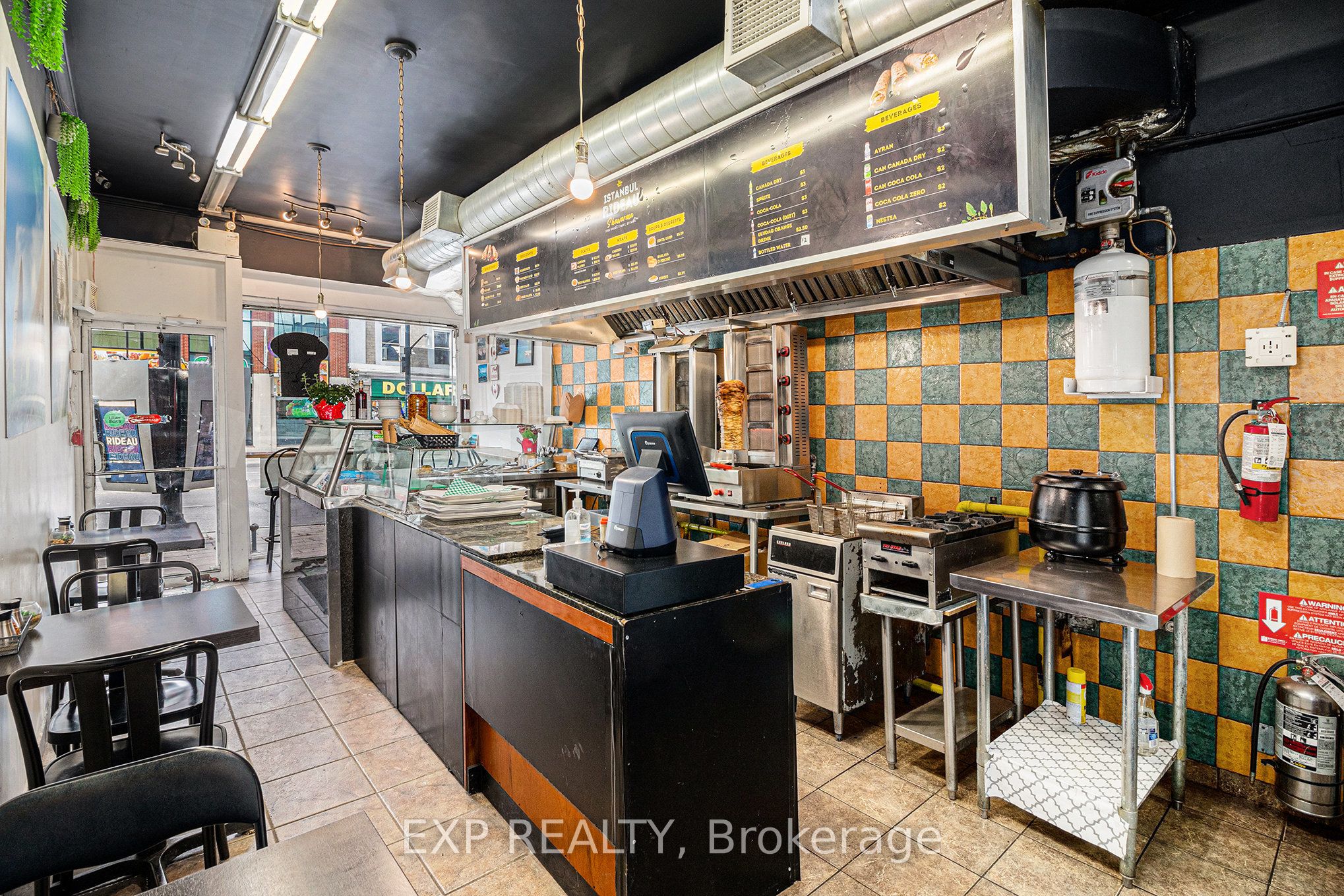 178 Rideau Street B Property Photo 6