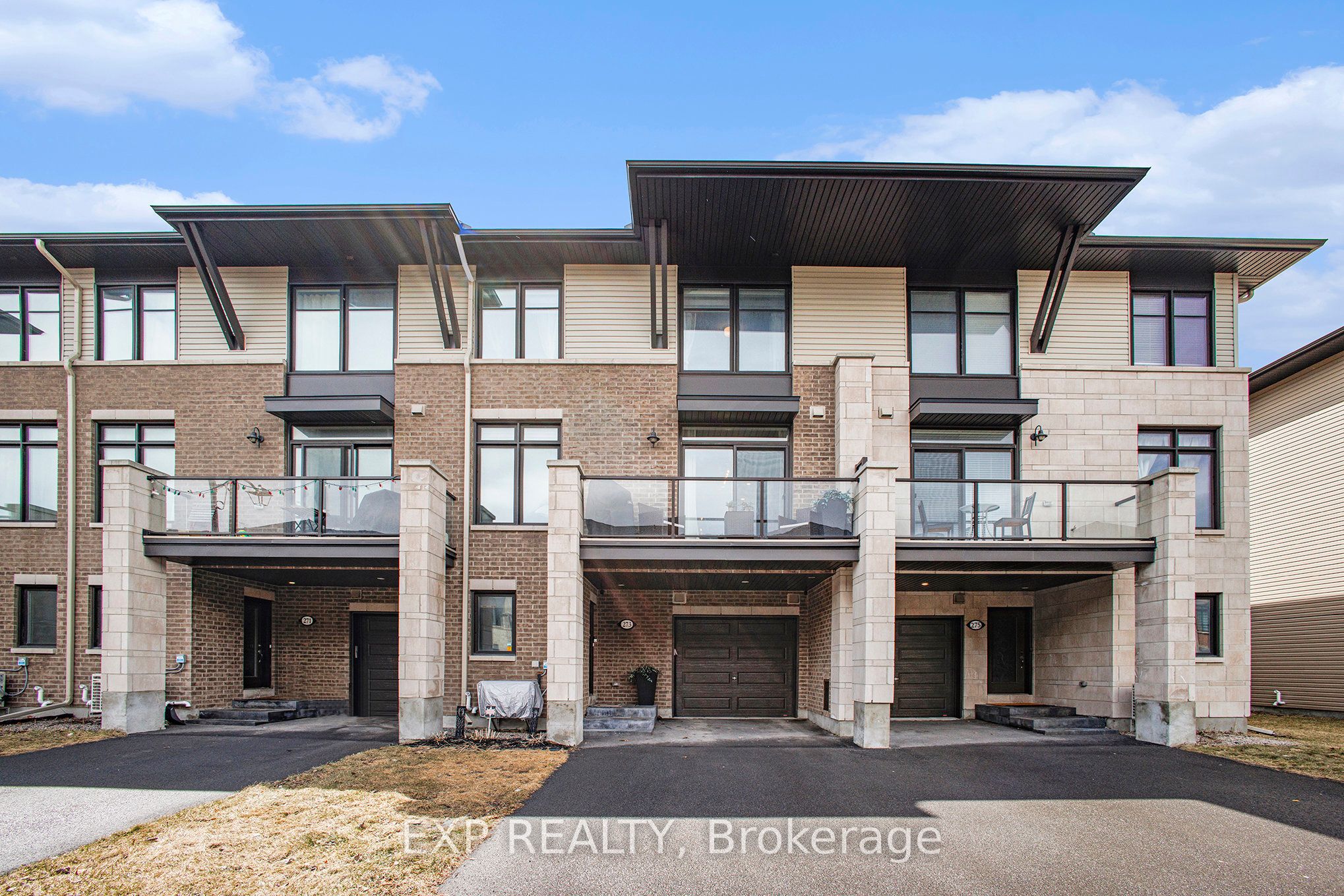 273 Pastel Way Property Photo 1