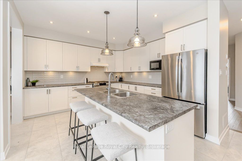 262 Dolman St Property Photo 12