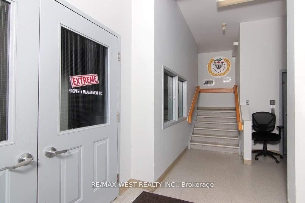 343 Merritt Street Property Photo 9