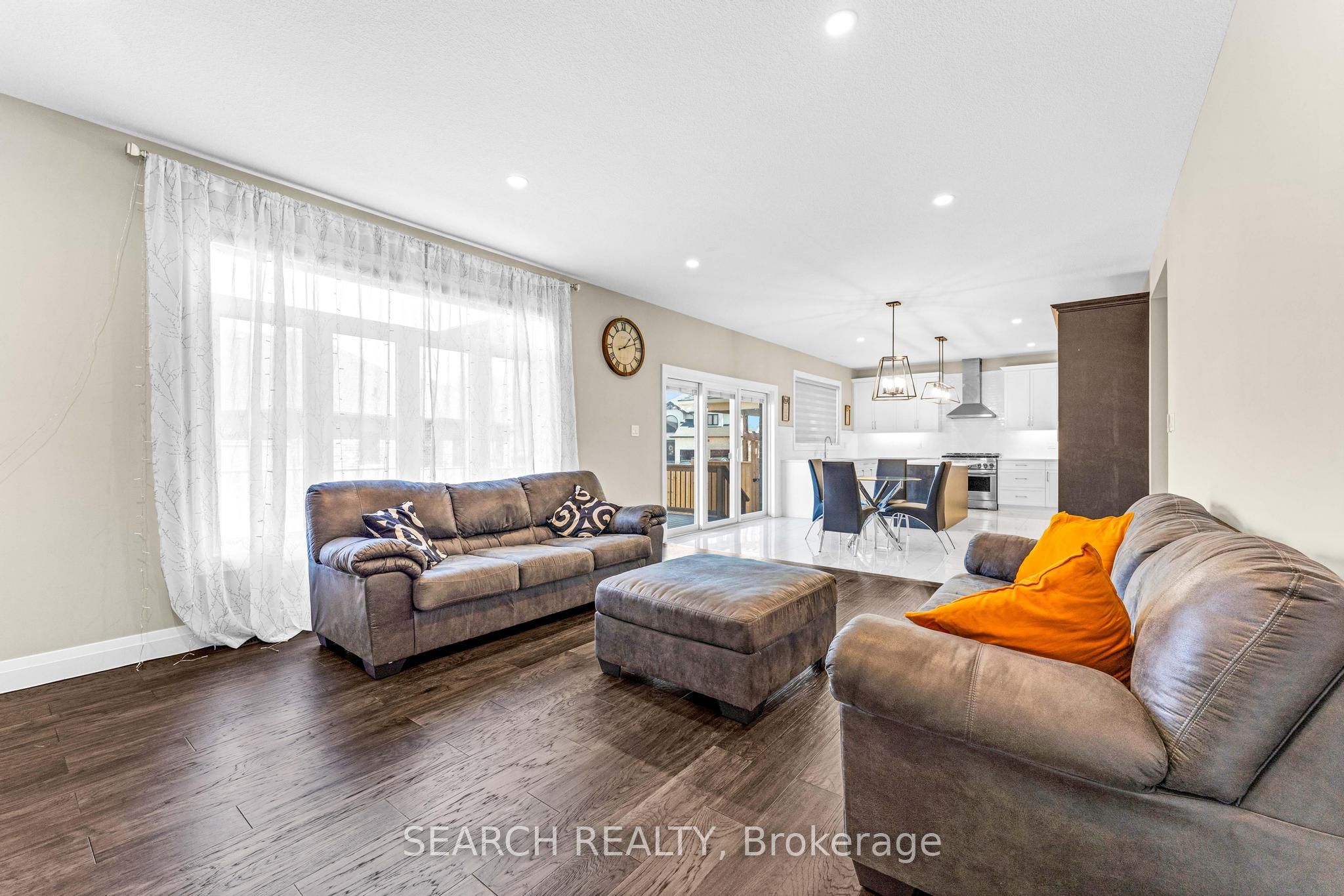 204 Boardwalk Way Property Photo 11