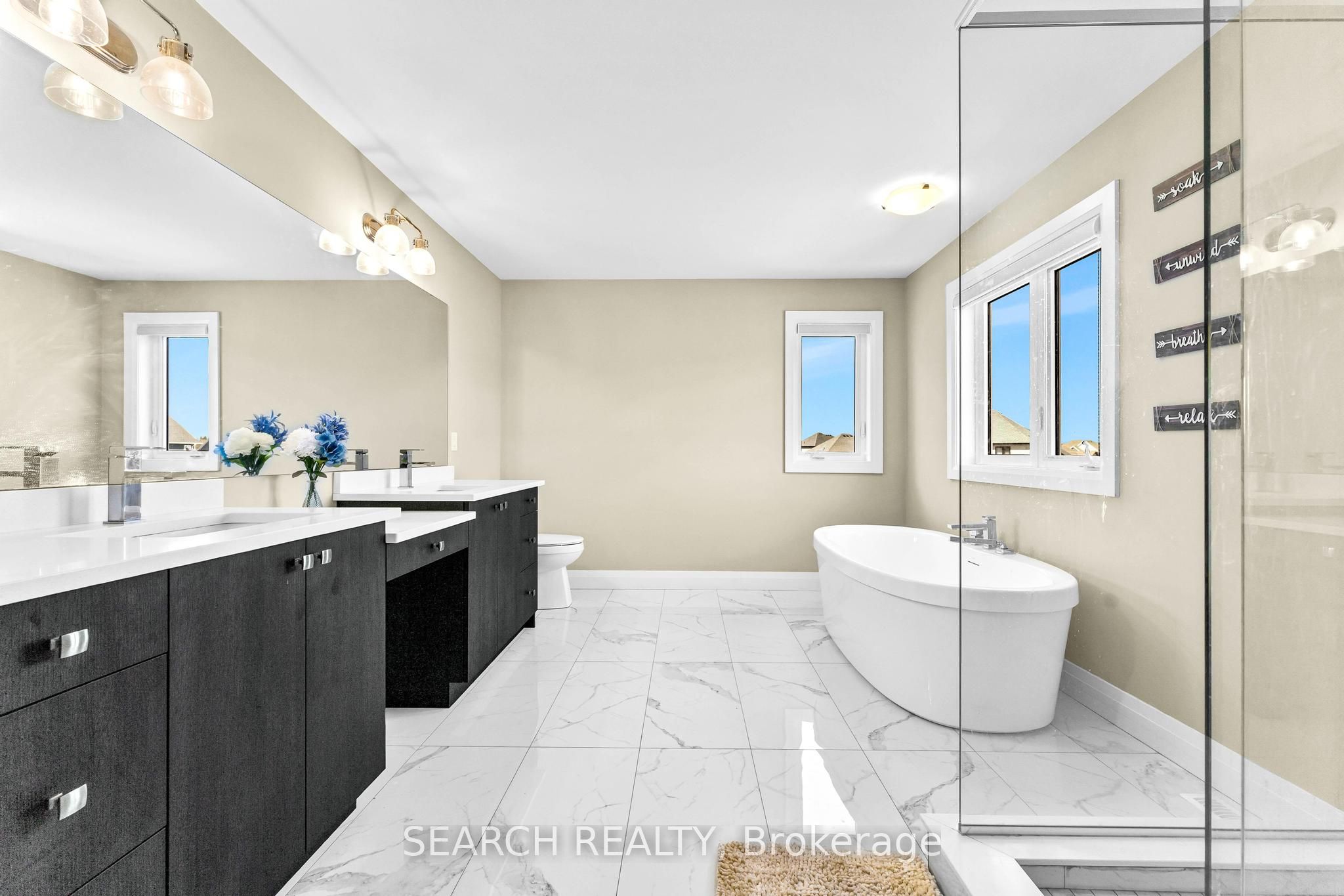 204 Boardwalk Way Property Photo 22