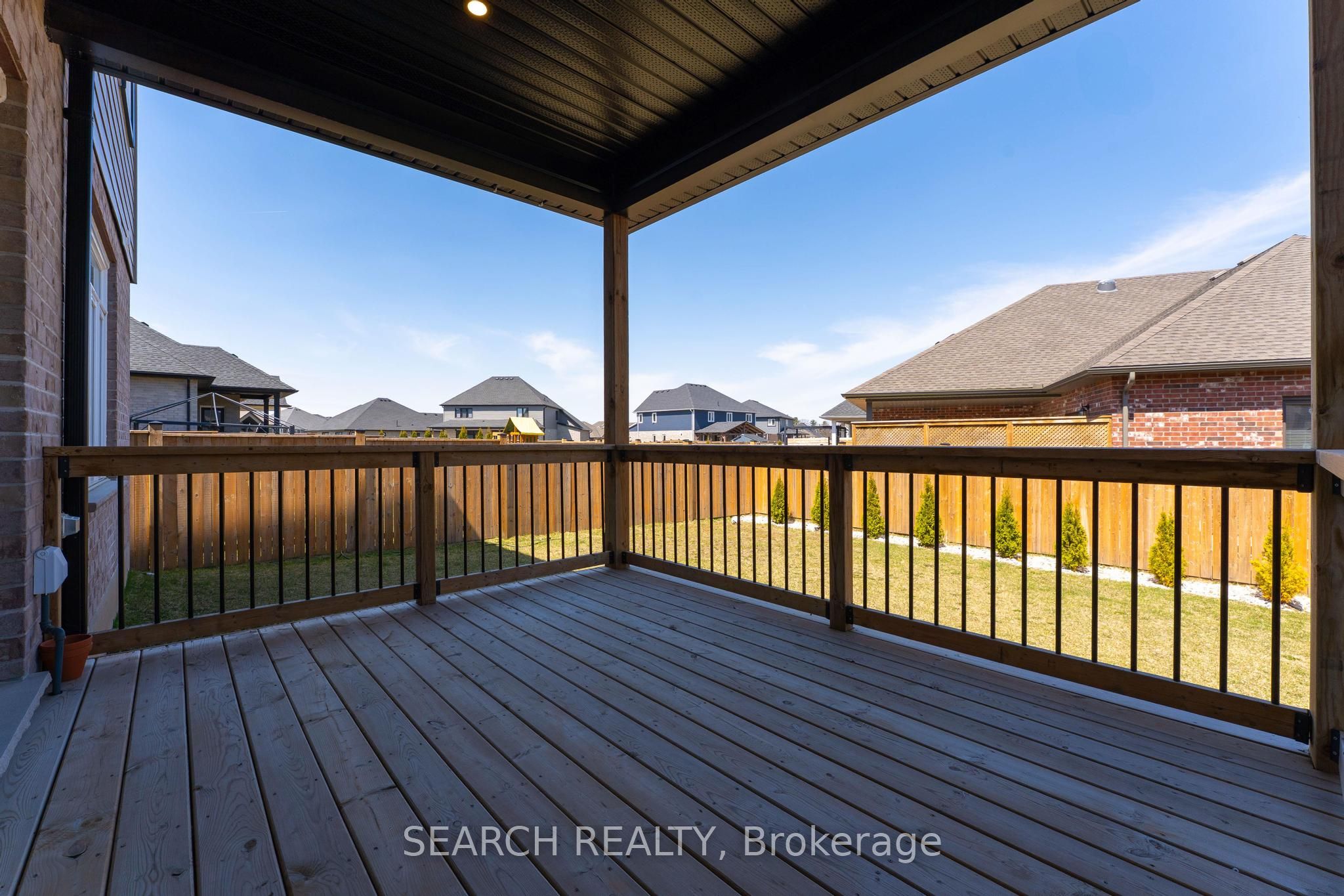 204 Boardwalk Way Property Photo 35