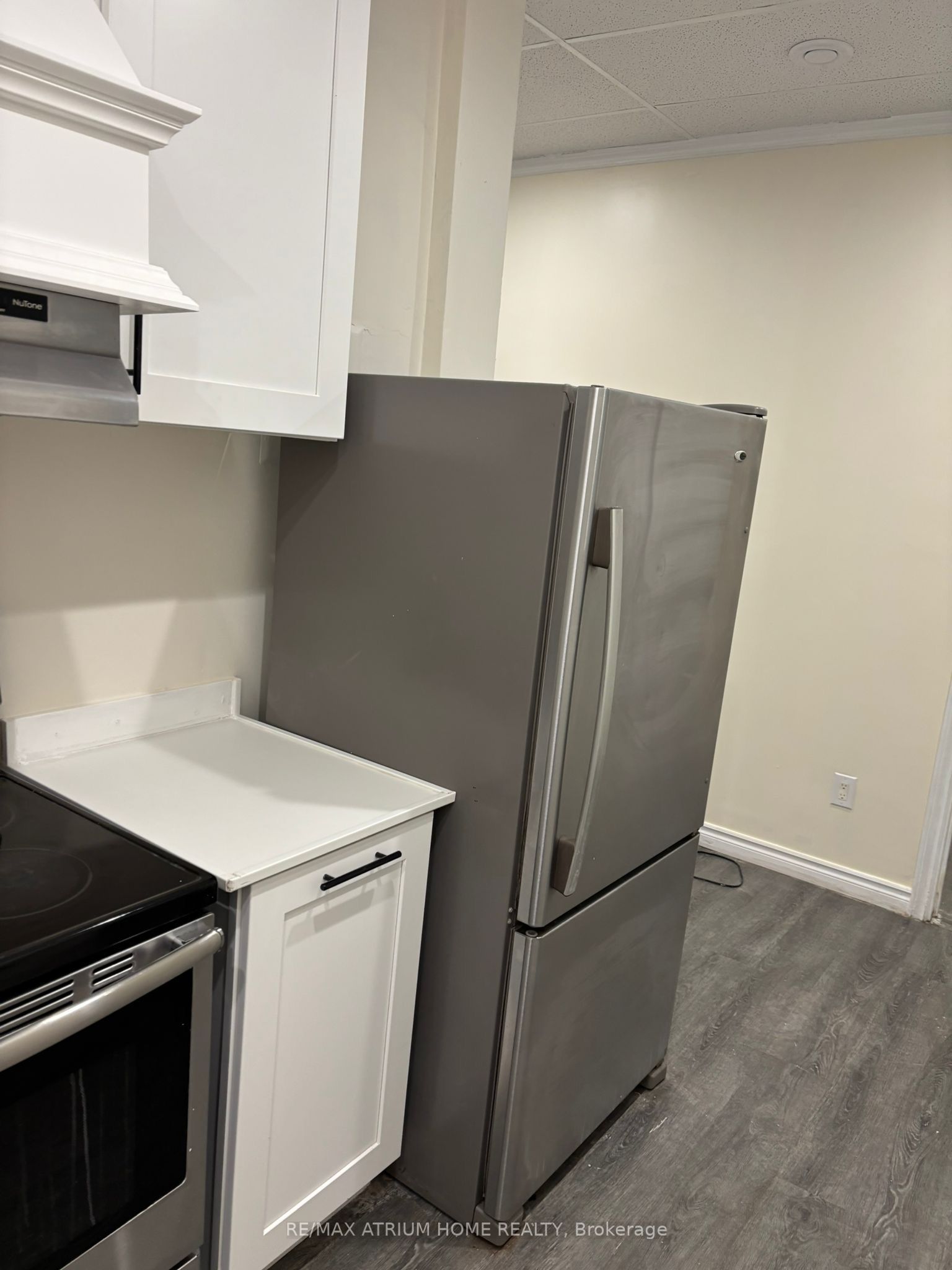 109 Lake Street Property Photo 9