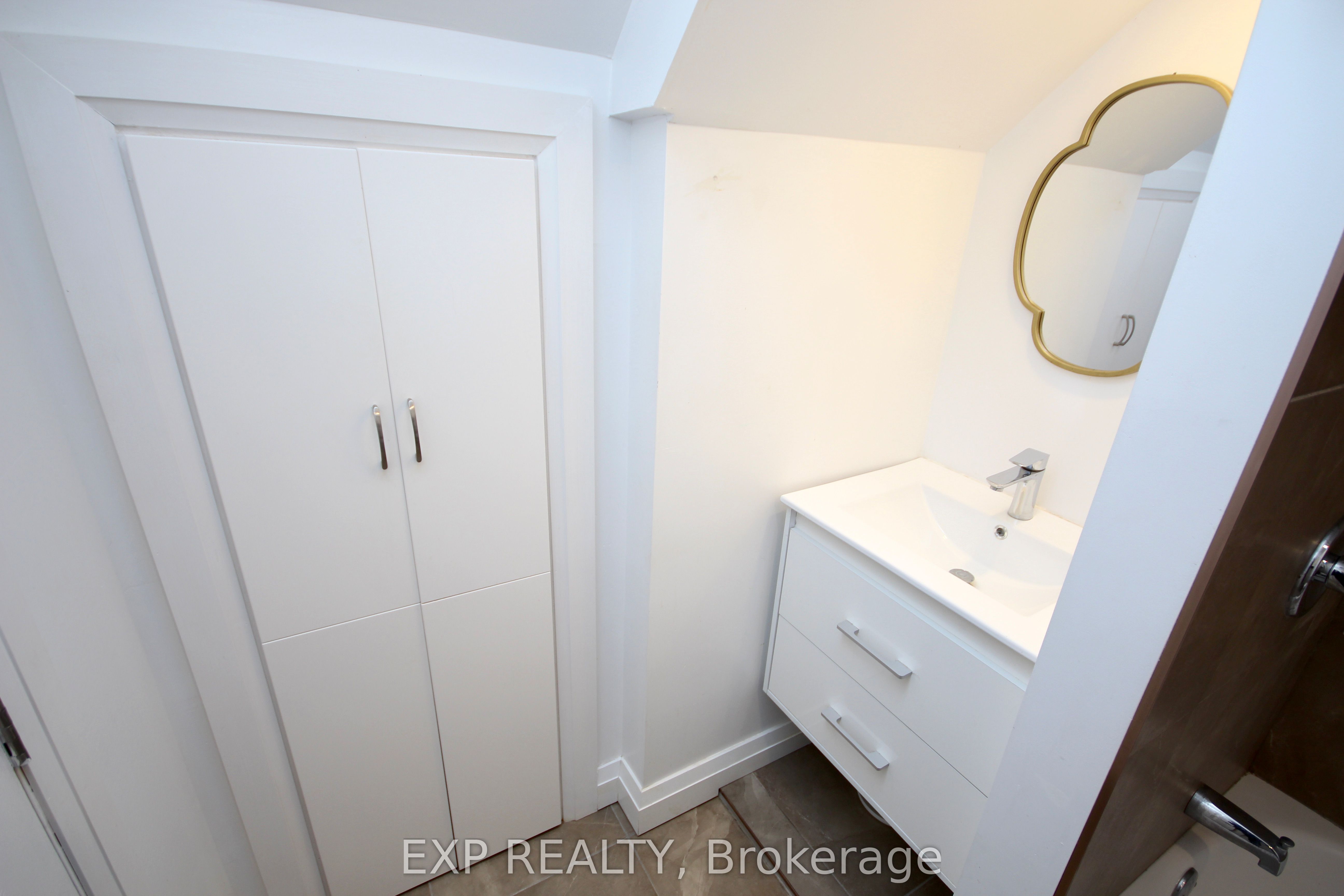 3 Bergin Street E B Property Photo 6