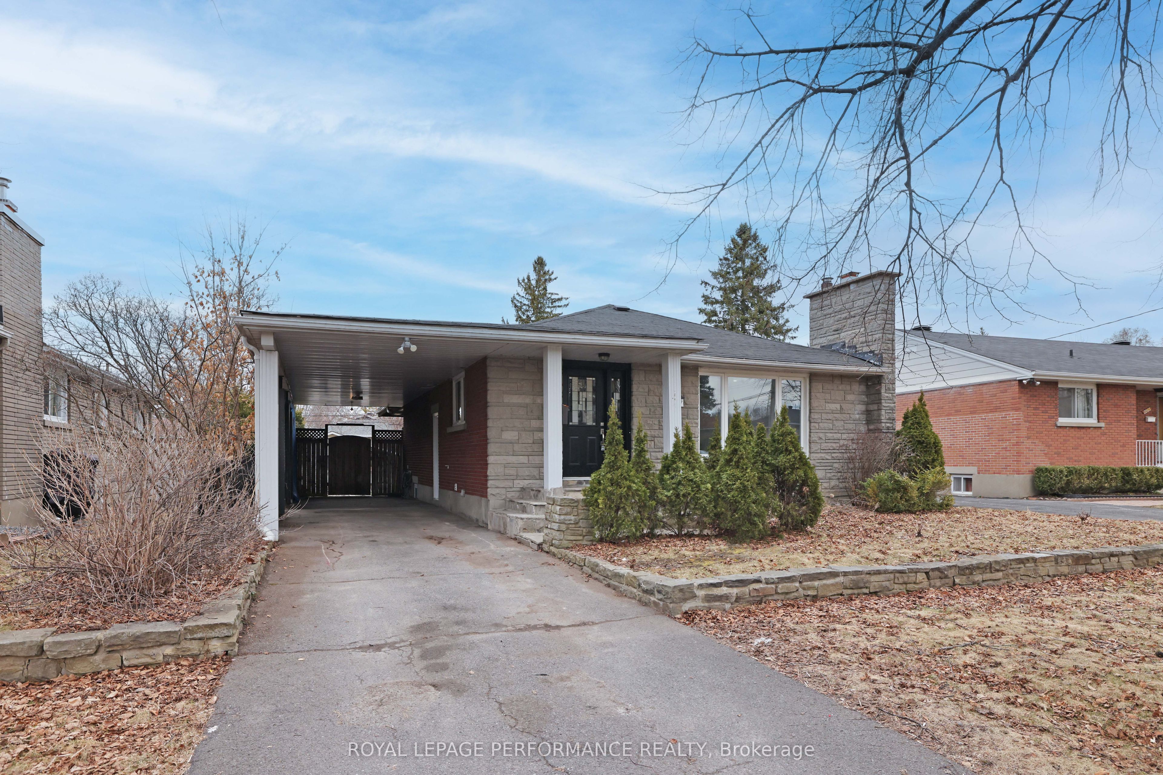 2247 Miramichi Street Property Photo 1