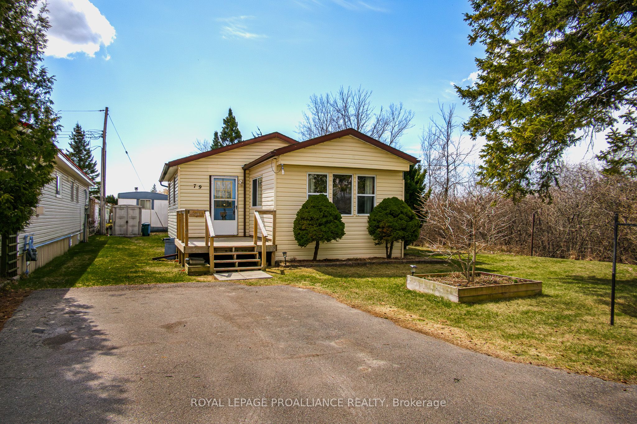 #79 (bayview Estates) - 529 Old Highway 2 Highway Property Photo