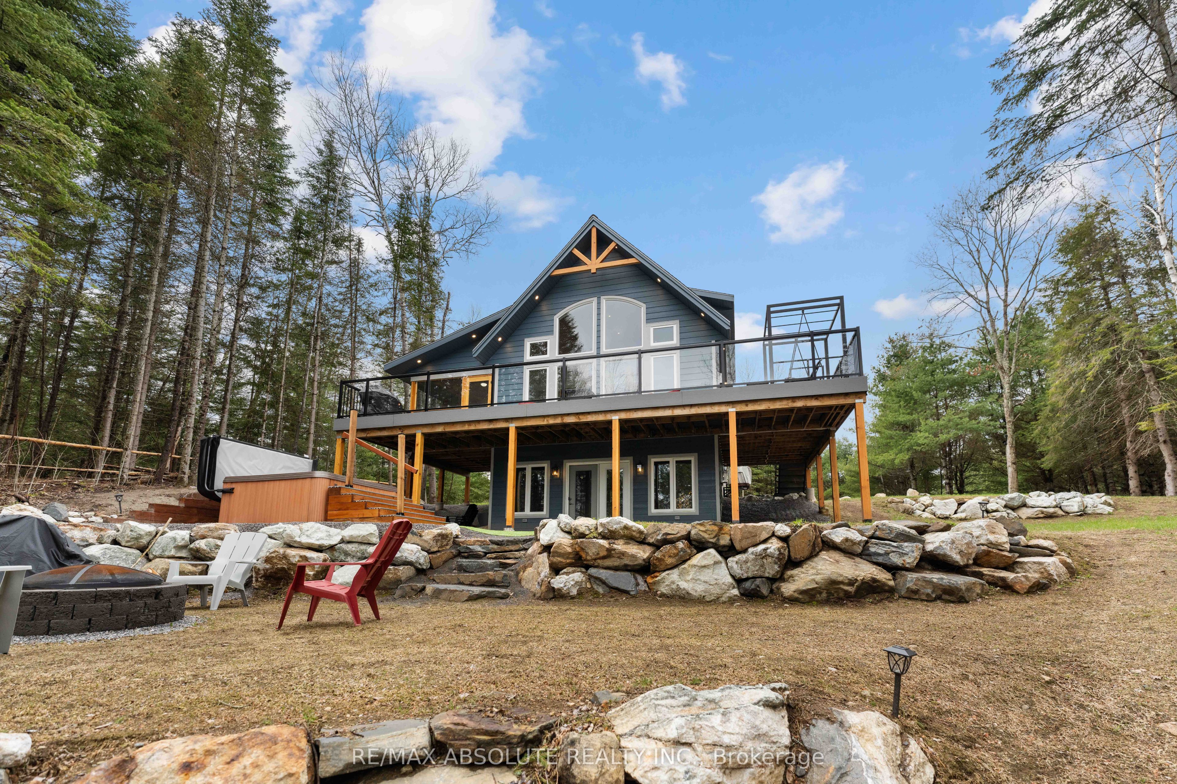 4634 Matawatchan Road Property Photo