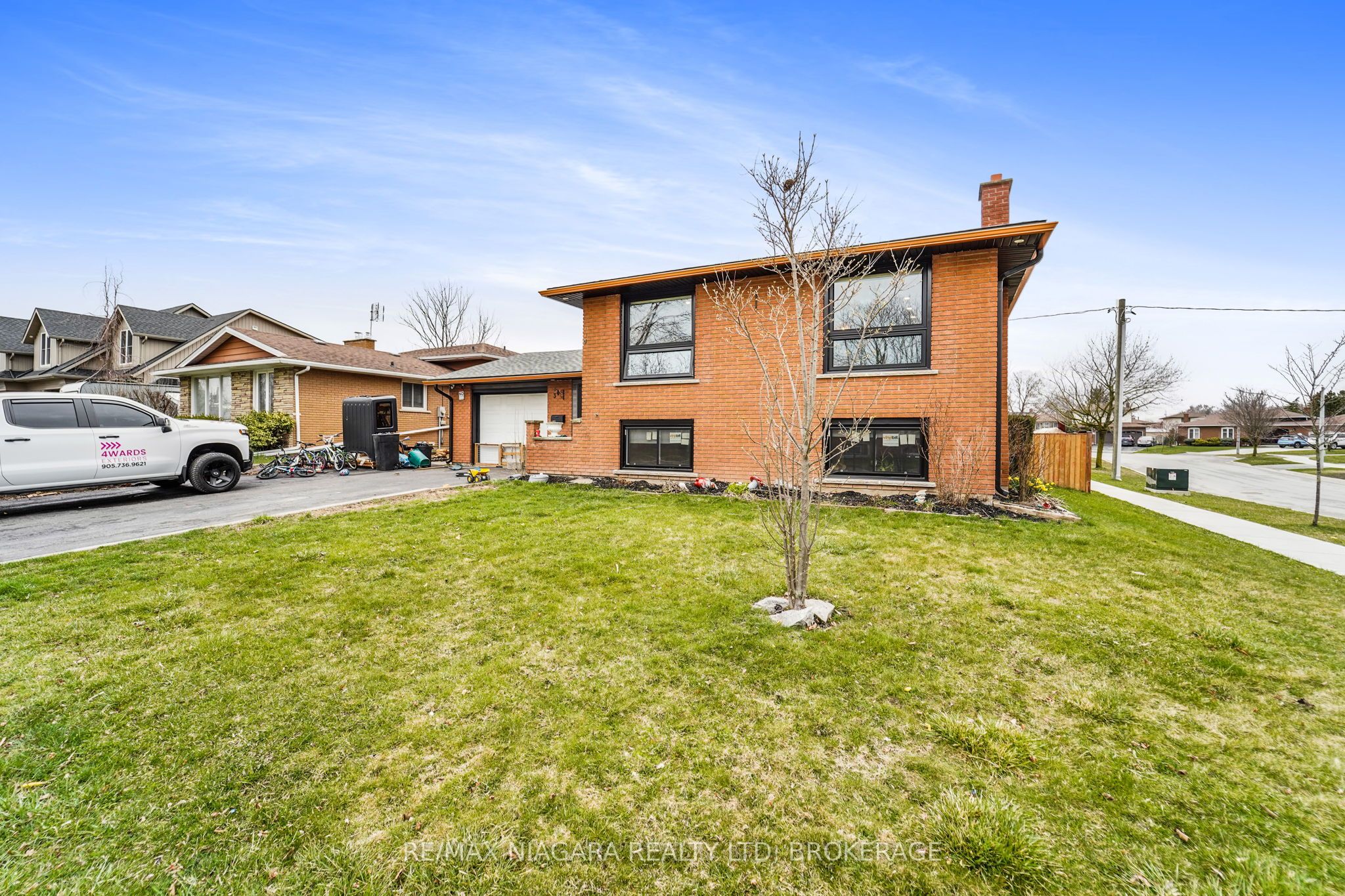 34 Westwood Crescent Property Photo 1