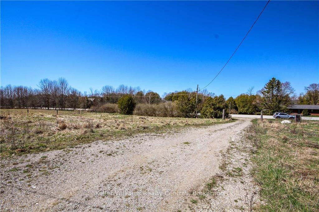 501426 Grey 1st Rd Property Photo 12