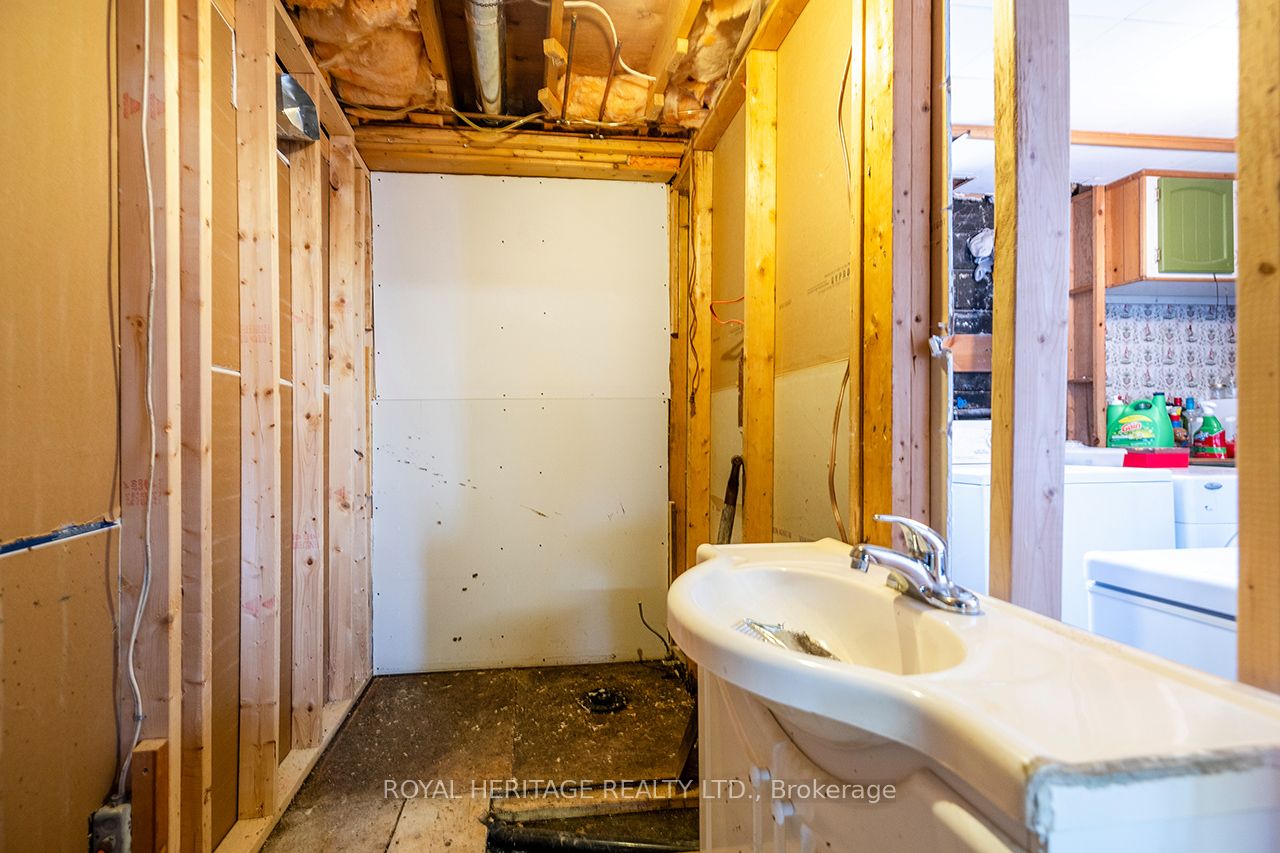 940 Portage Road Property Photo 23