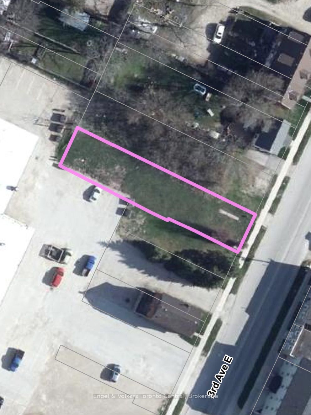 1140 3rd Avenue E Property Photo 1