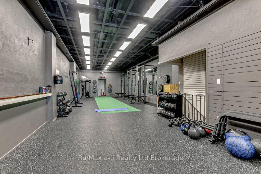 473 Dundas Street Property Photo 5