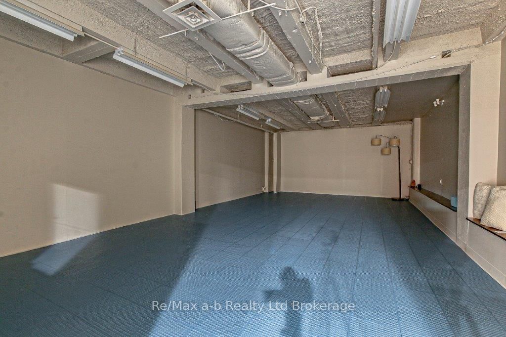 473 Dundas Street Property Photo 10