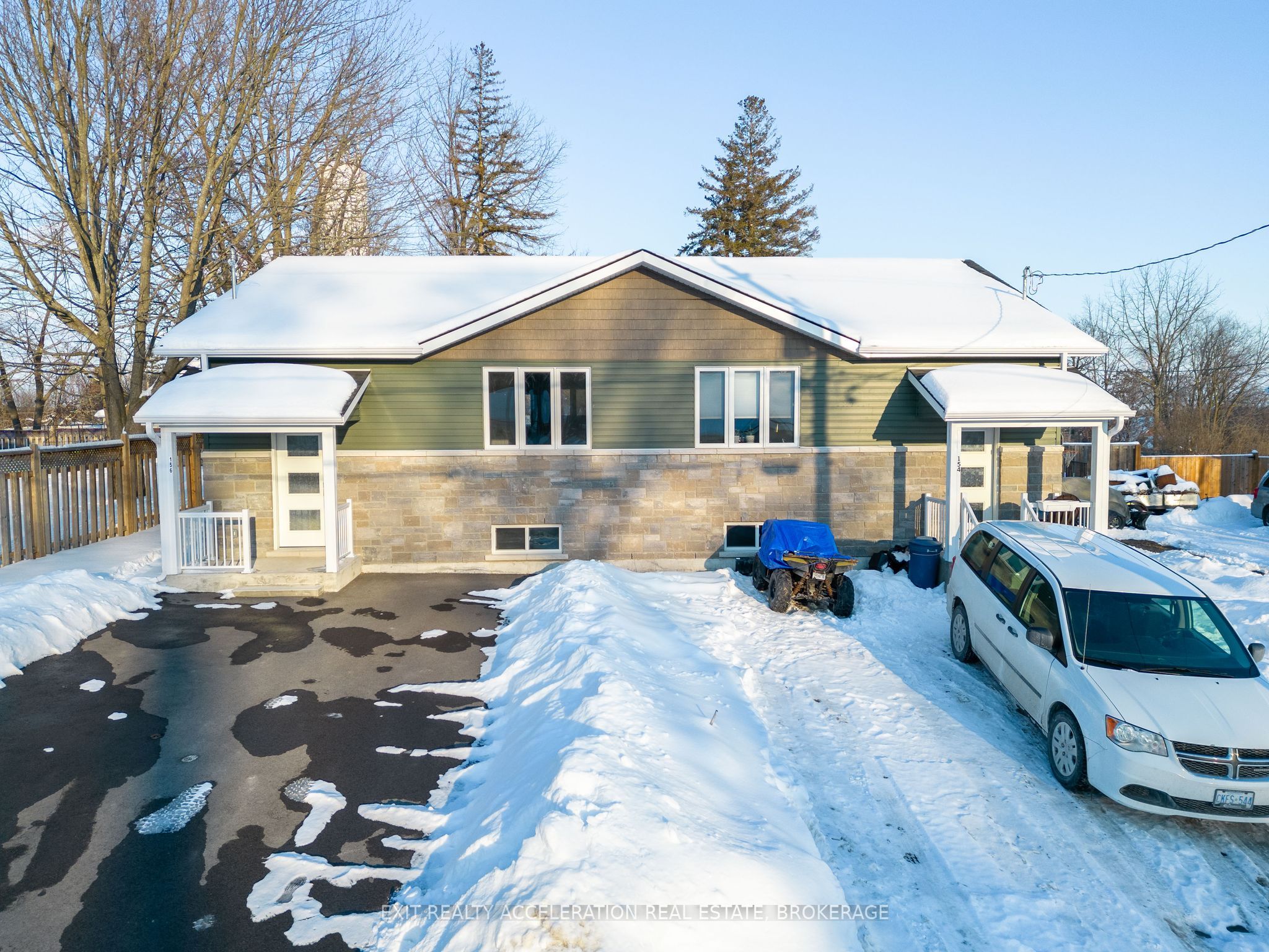 154 Centre Street Property Photo